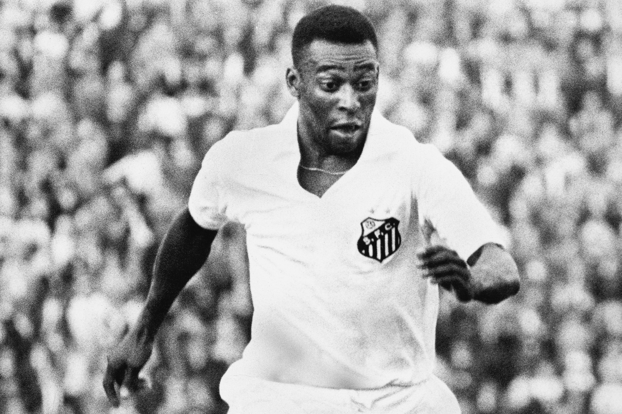 Pelé, en una imagen de archivo con el Santos.