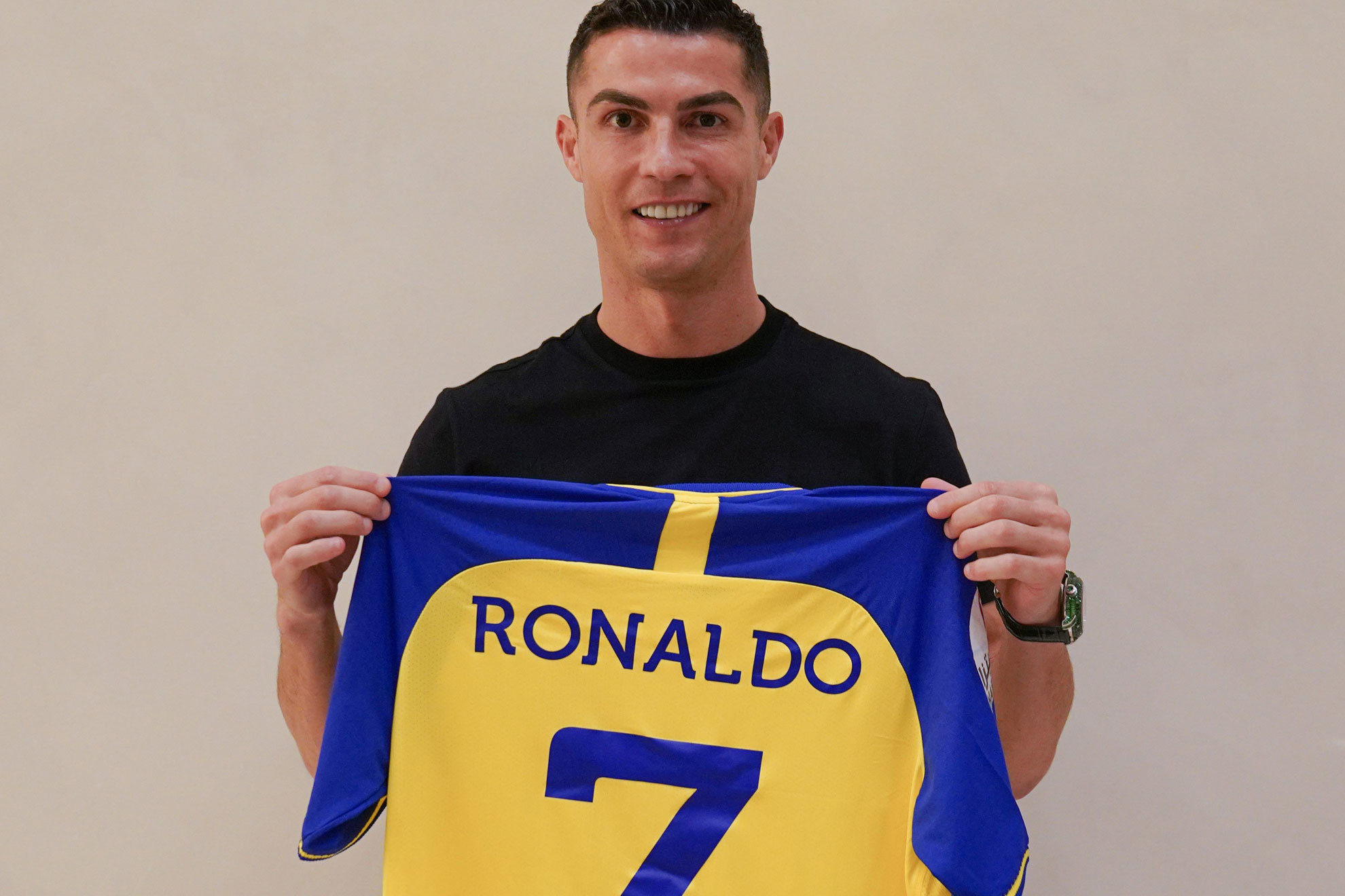 Así luce camiseta Cristiano Ronaldo -