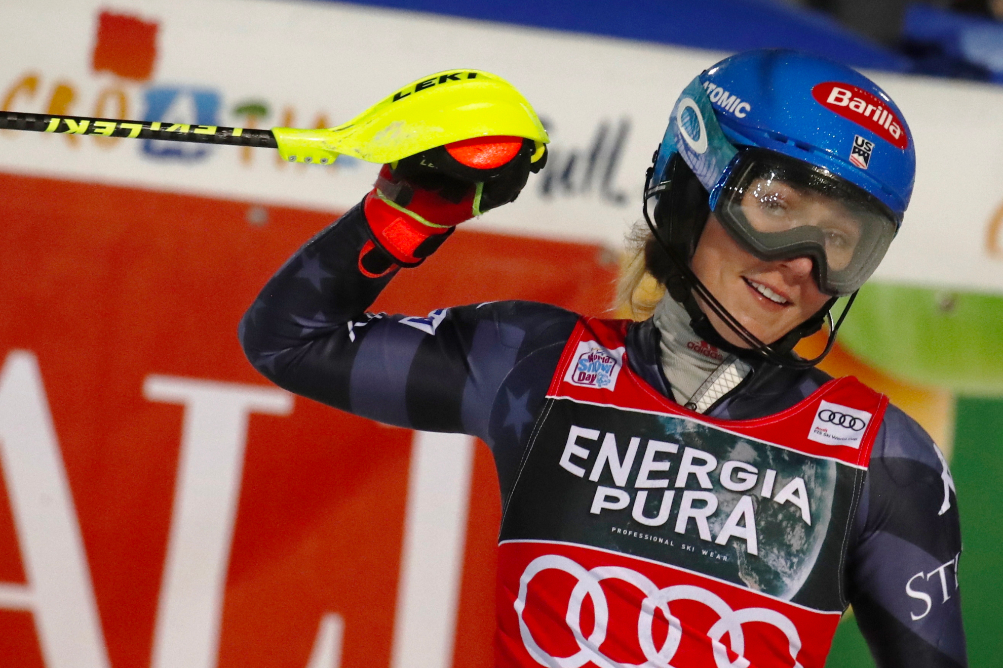 Mikaela Shiffrin celebra su victoria en el slalom de Zagreb de la Copa del Mundo de esqu alpino.