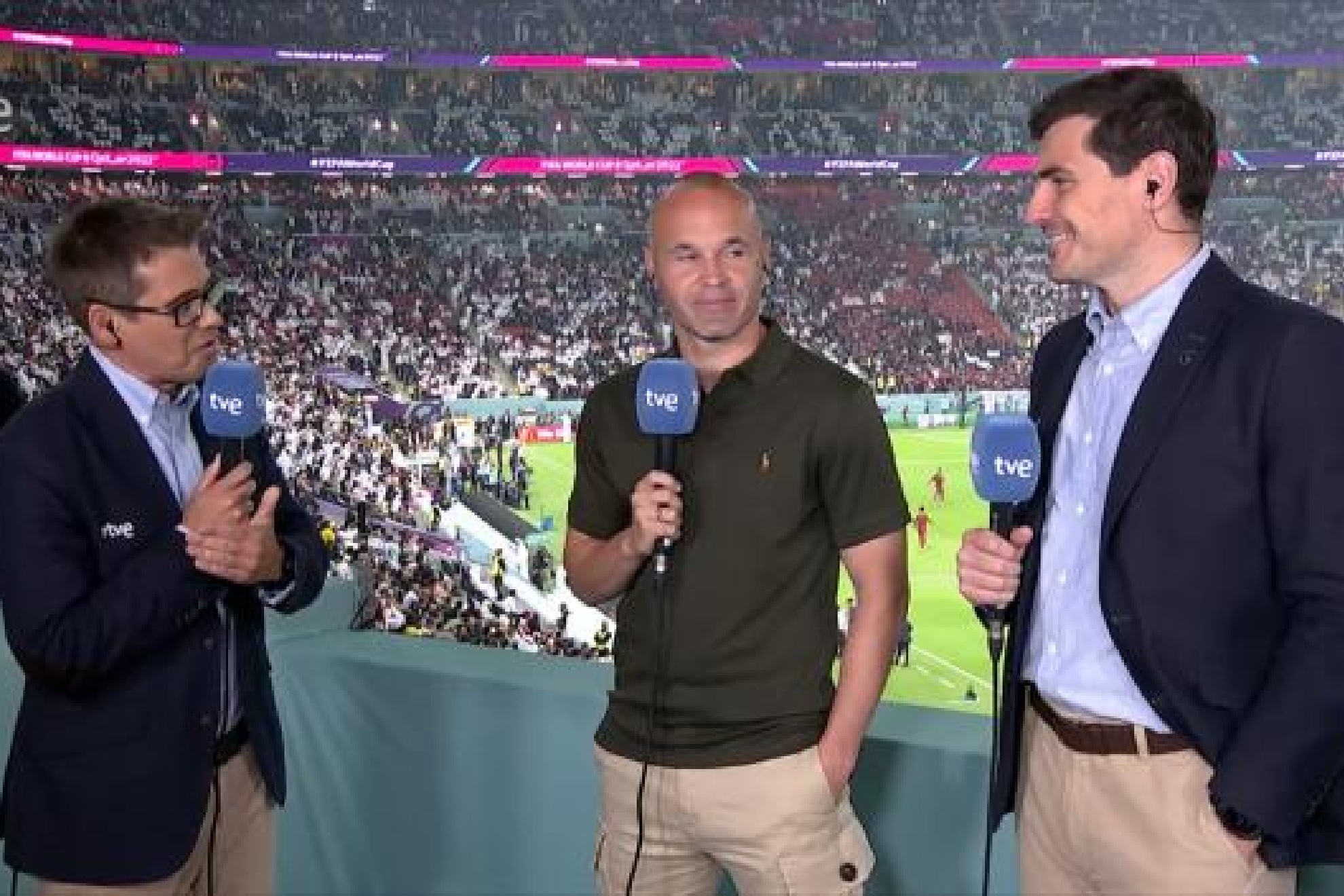 Andrs Iniesta e Iker Casillas durante las retransmisiones del Mundial de Qatar 2022
