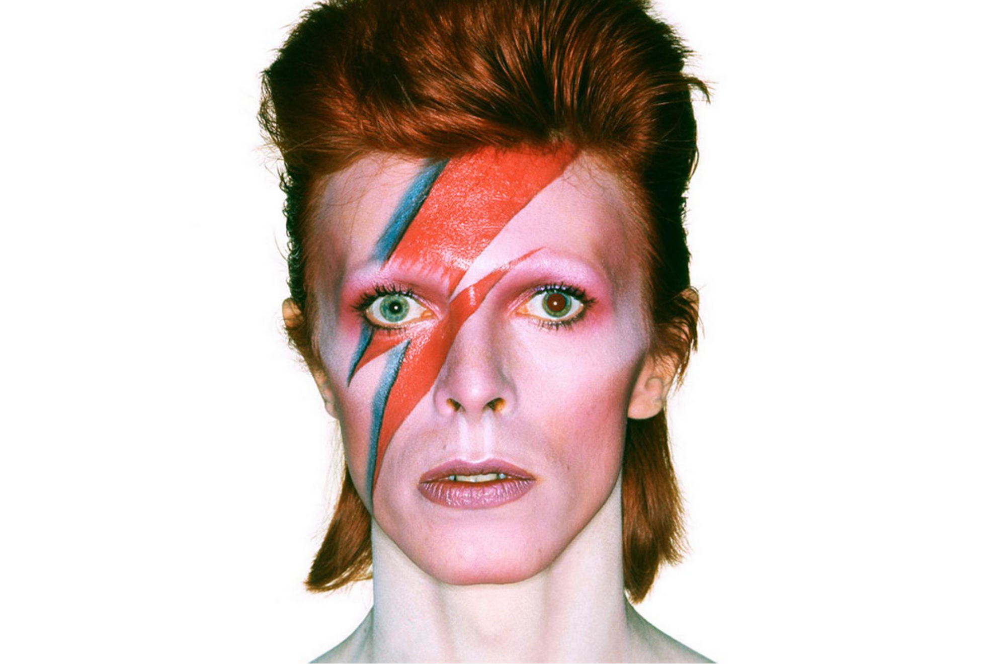 Why did David Bowie have different colored eyes and lightning bolt makeup?