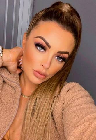 WWE: Mandy rose reconoce que gana más con sus fotos... | MARCA.com