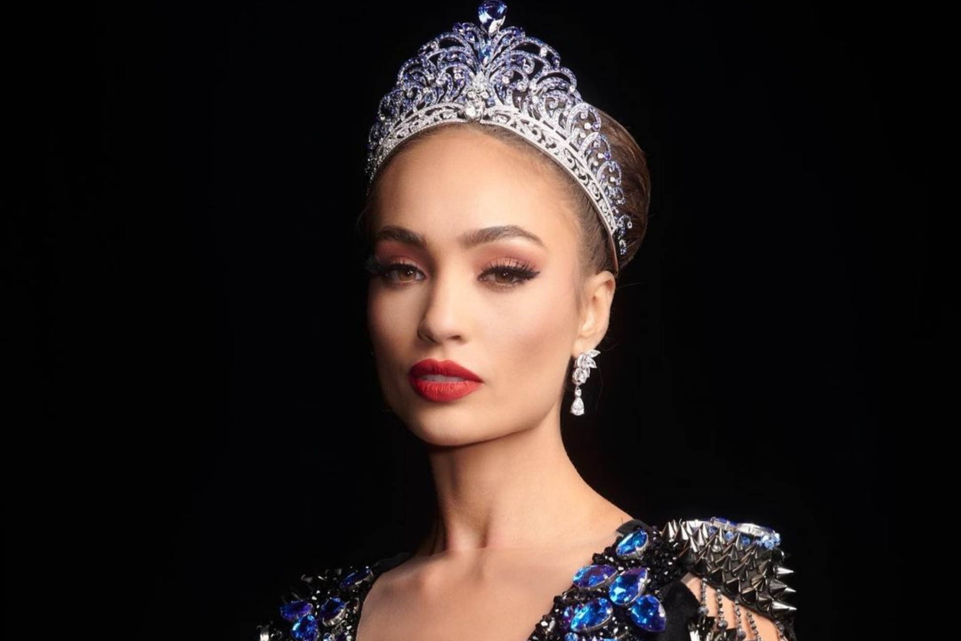 As es R'Bonney Gabriel, la estadounidense ganadora de Miss Universo 2023