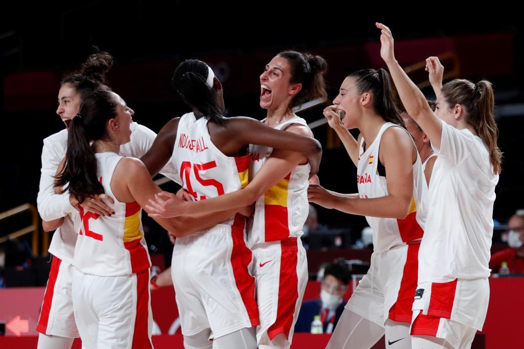 Las jugadoras de la selección española femenina, tras un triunfo en los pasados Juegos Olímpicos de Tokio.