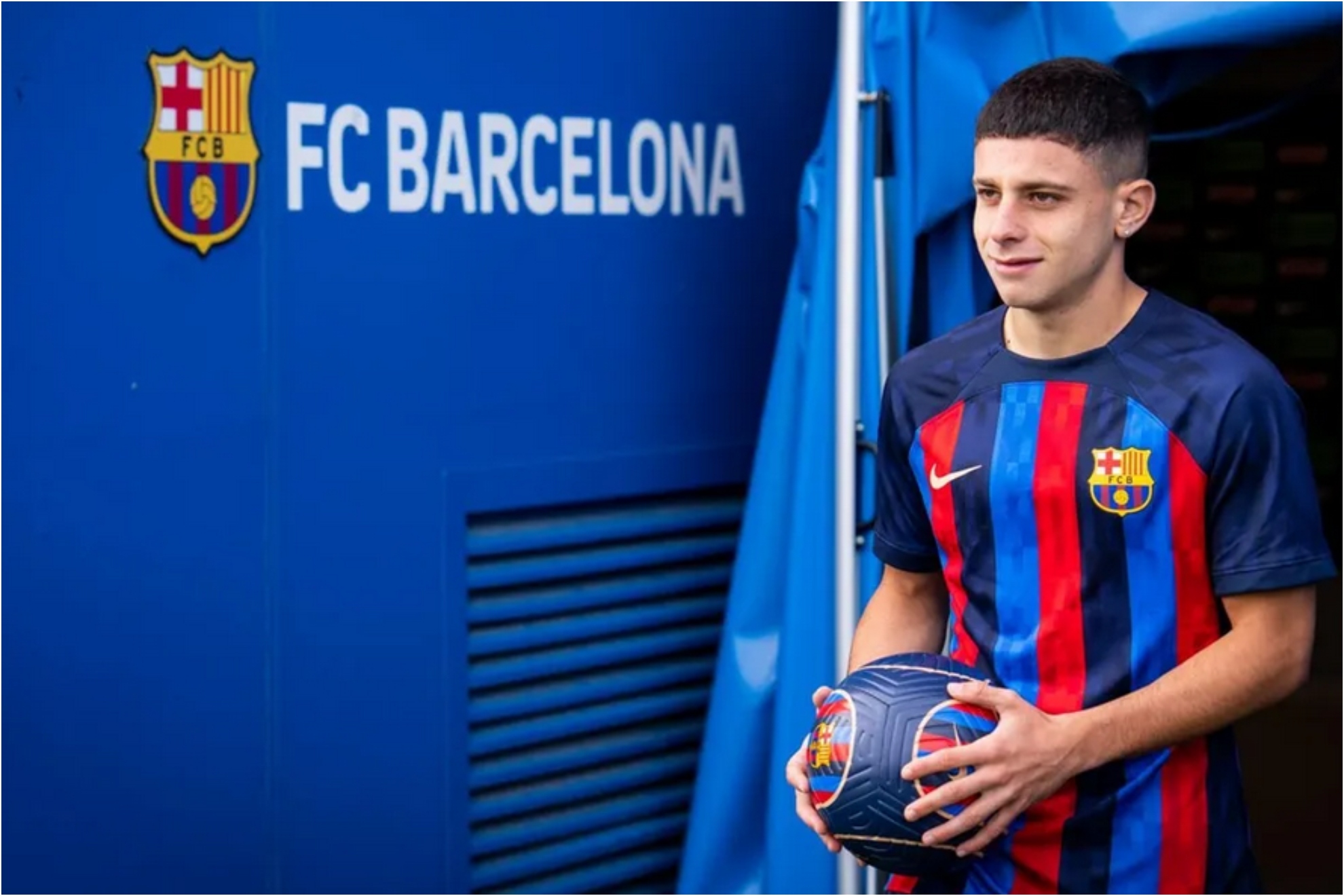 Román, el día de su presentación como jugador del Barcelona.