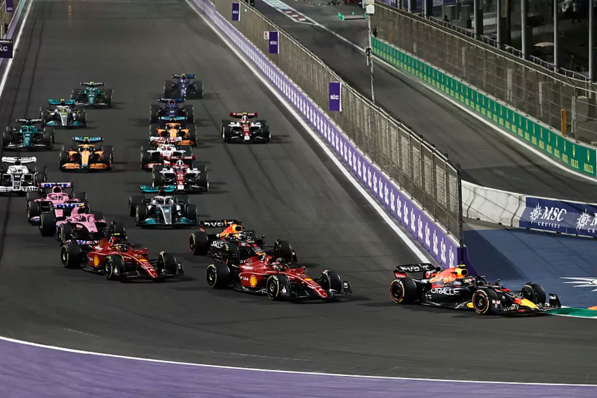 Verstappen conquista el Gran Premio de Arabia Saudita 2022 | Reuters