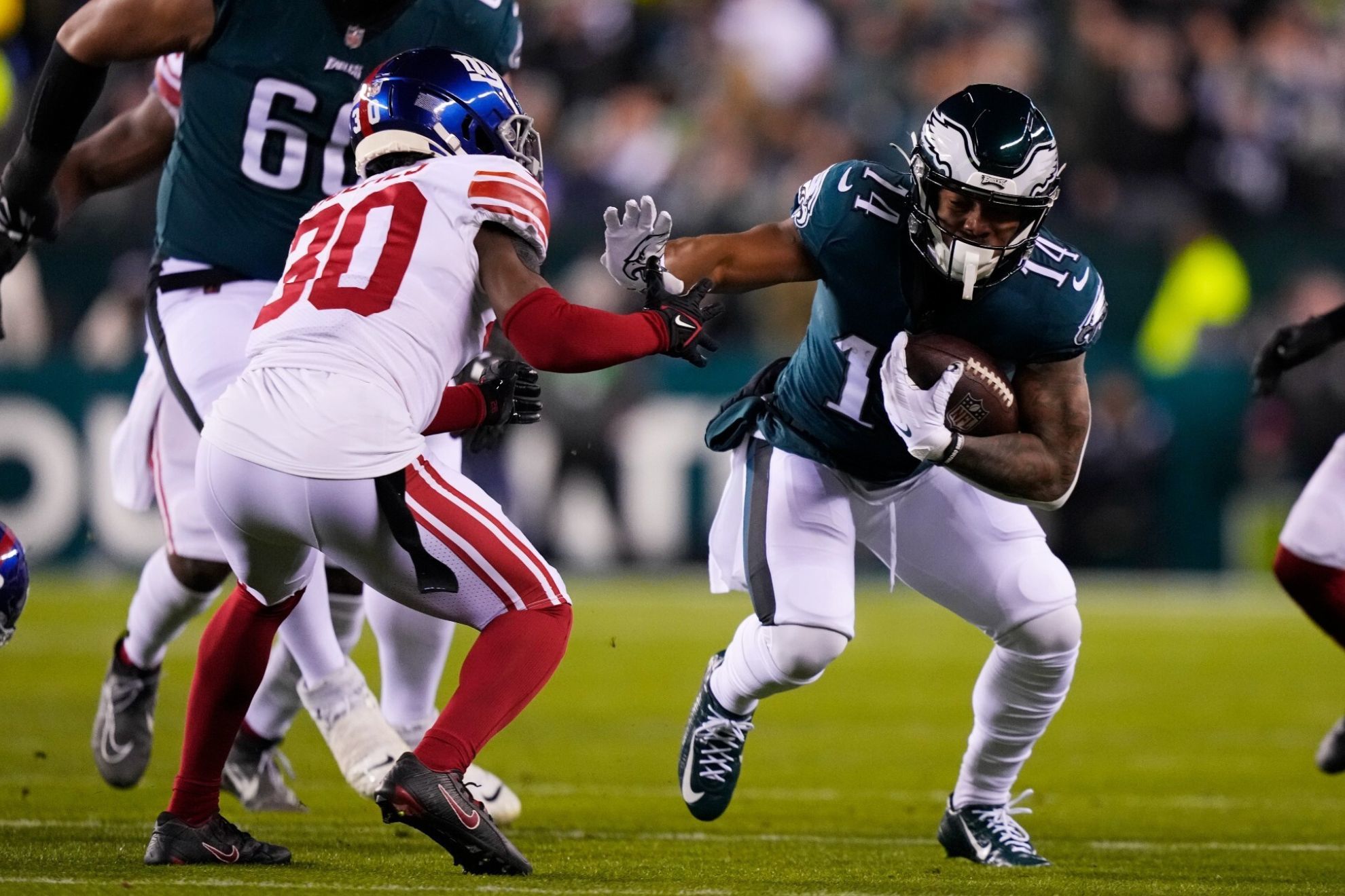 Eagles host Giants at Lincoln Financial Field