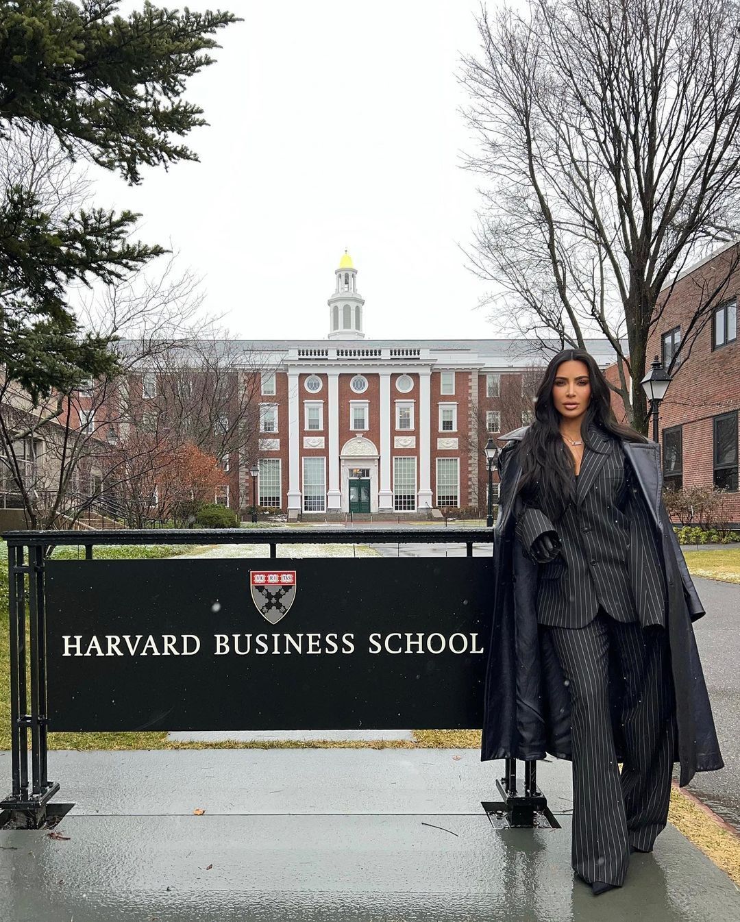 Kim Kardashian llega a la Universidad de Harvard: "Esto es súper divertido"