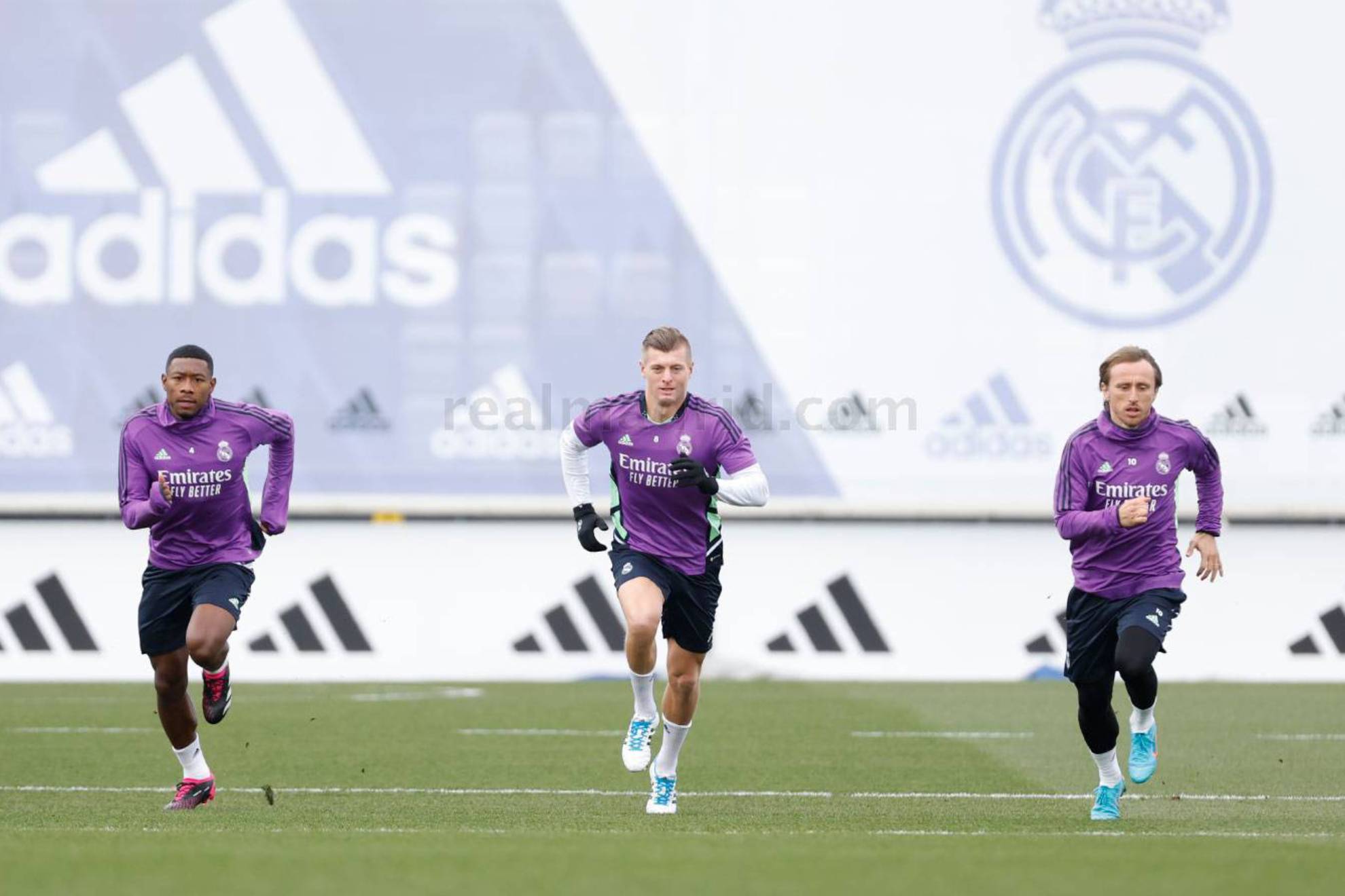 Alaba, Kroos y Modric durante el ltimo entrenamiento del Real Madrid.
