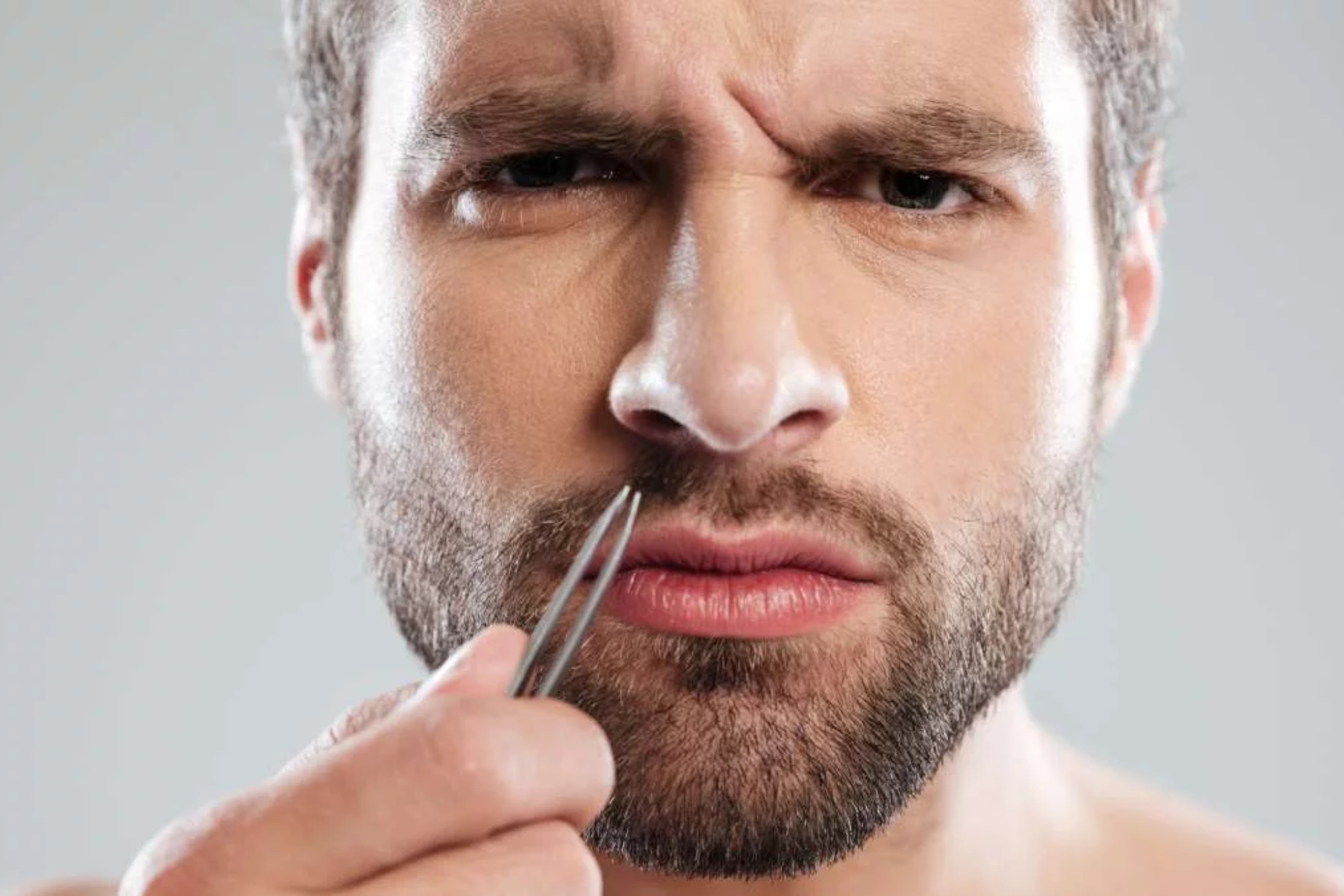 Depilarse la nariz: los mejores mtodos, segn los dermatlogos