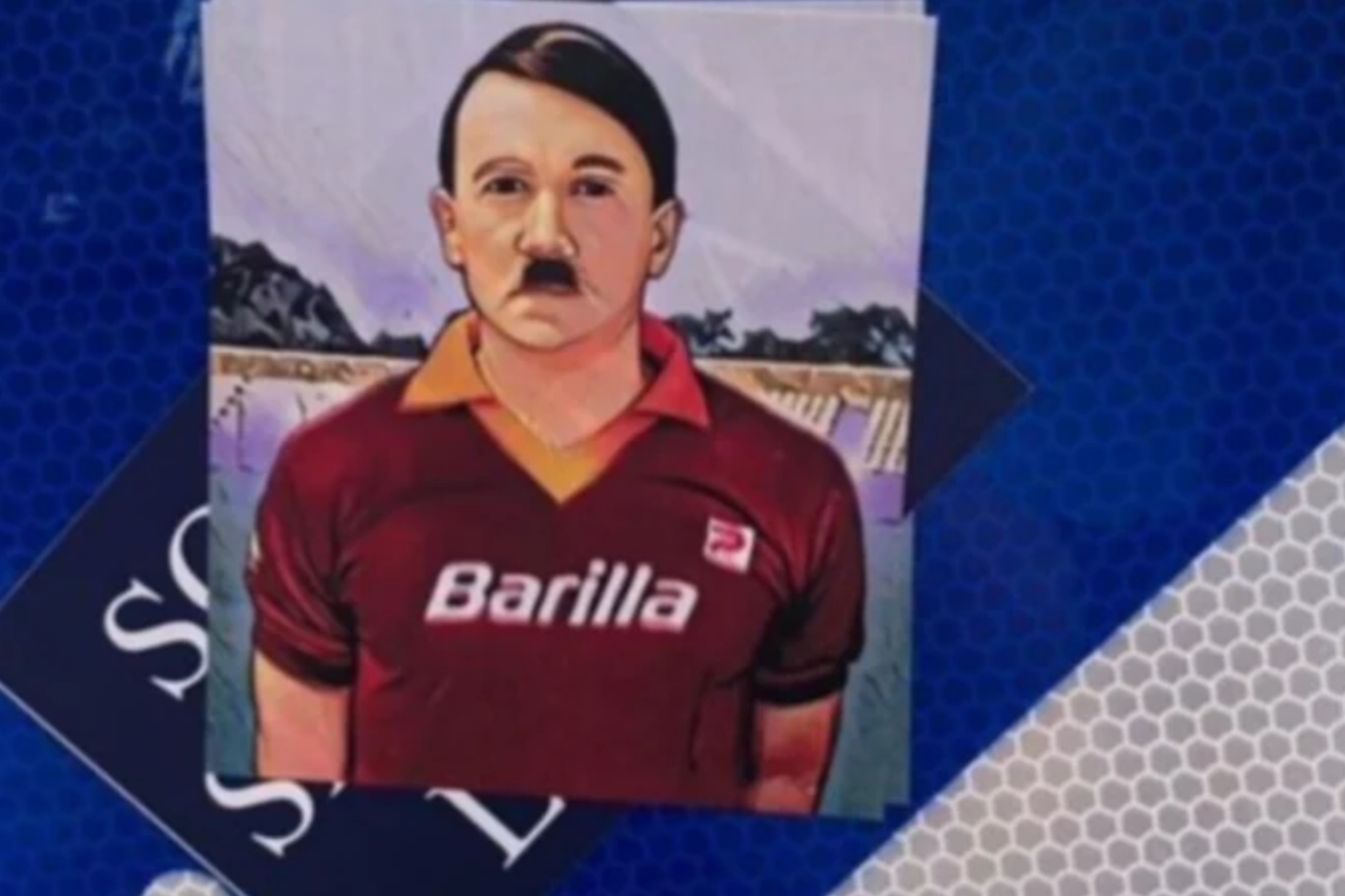 La imagen de Hitler con la camiseta de la Roma.