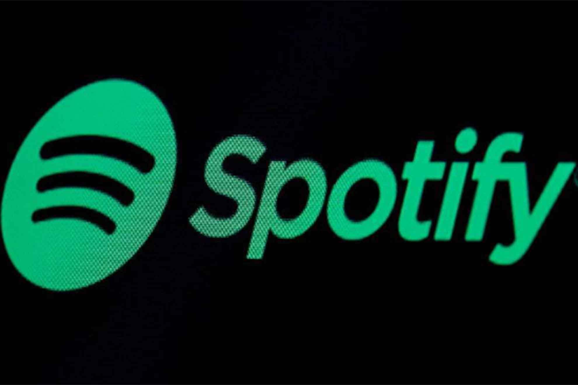 ¿Qué le pasó a Spotify y por qué se quejaron los usuarios del sistema de música por streaming. | Reuters
