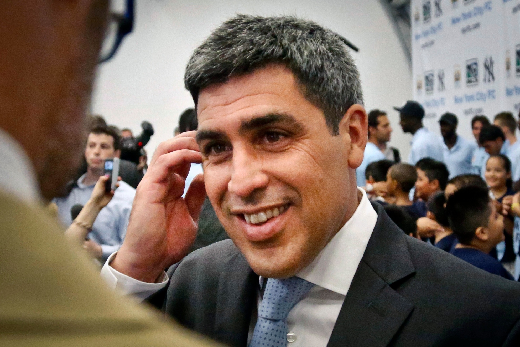 Claudio Reyna at a public event.