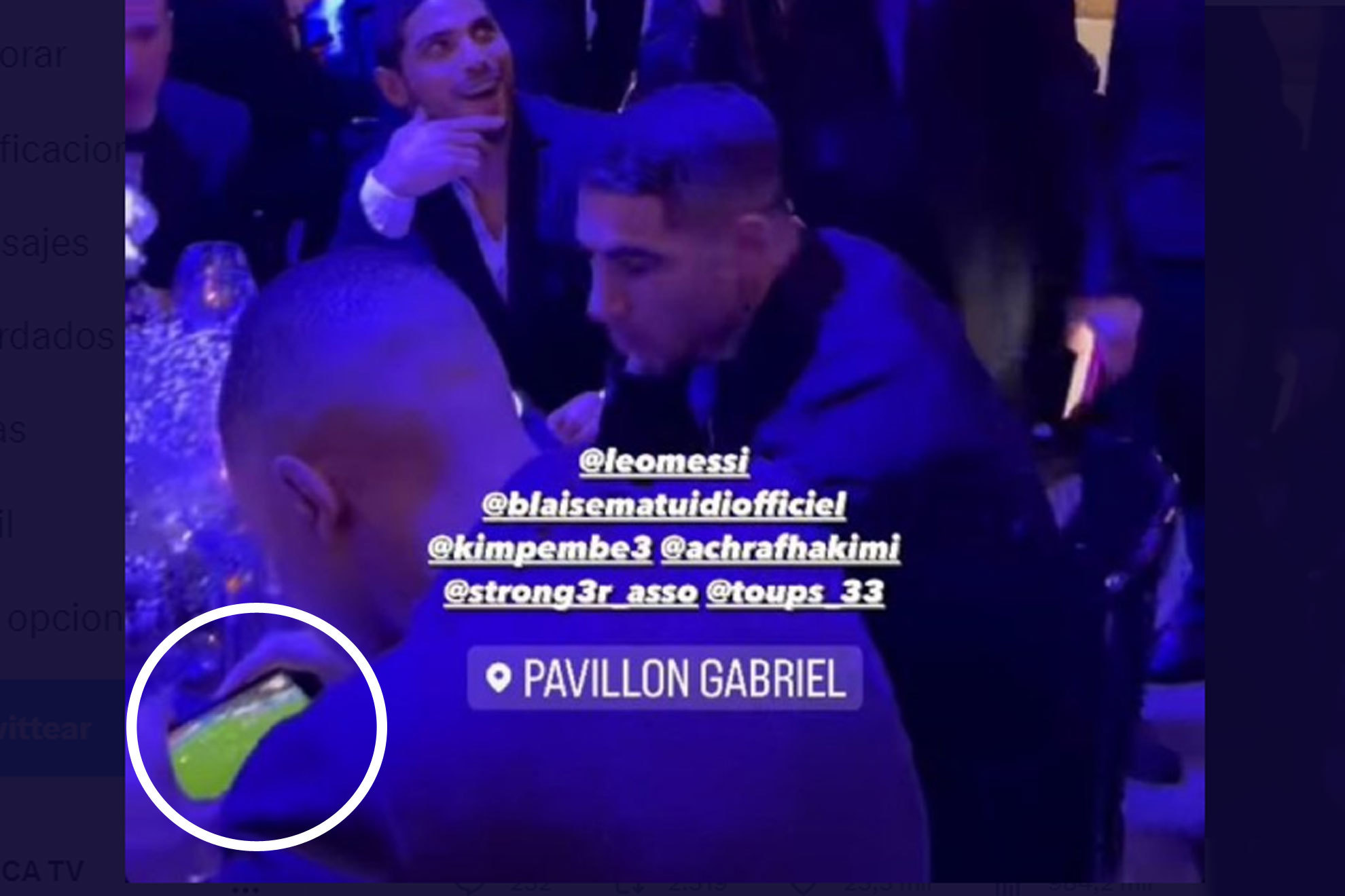 Pillan a Mbappé durante una gala viendo en su móvil... ¡al Real Madrid en el derbi de Copa!