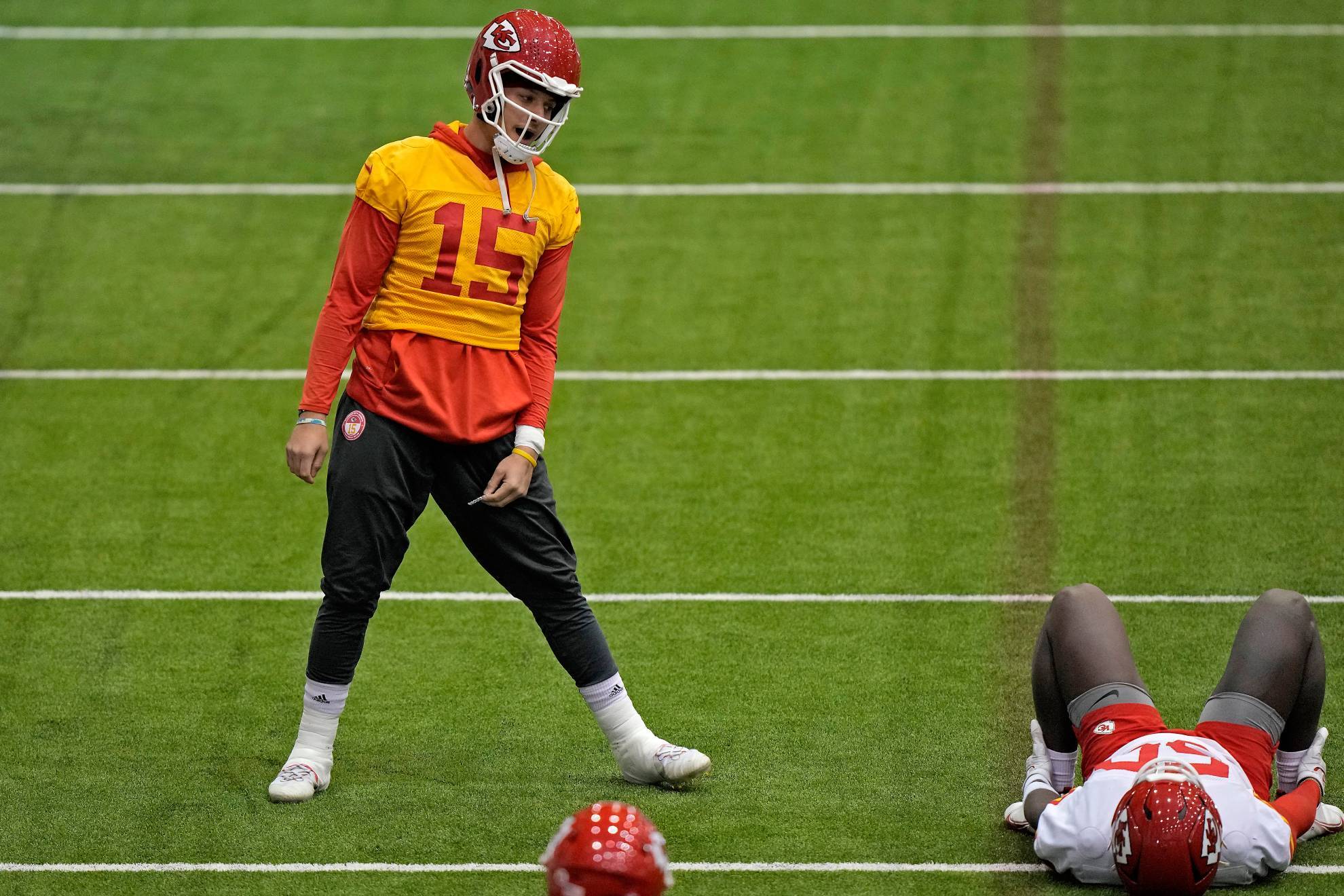 Chiefs QB Patrick Mahomes practice ahead of AFC title game against Bengals