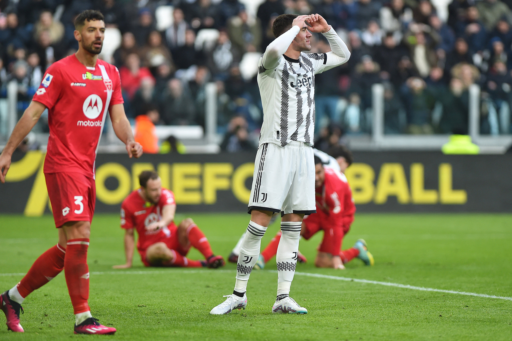 La Juventus cae a manos del Monza en la Serie A | Reuters