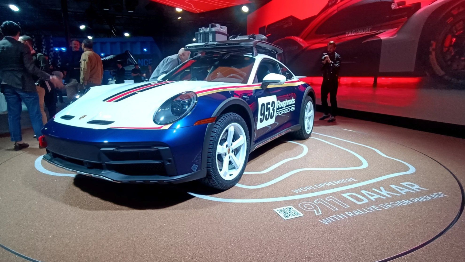 El Porsche 911 Dakar en su puesta de largo mundial en el Saln de Los ngeles.
