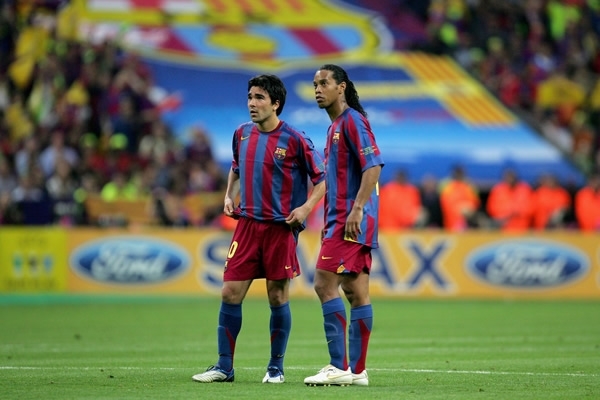Deco y Ronaldinho, con el Barcelona