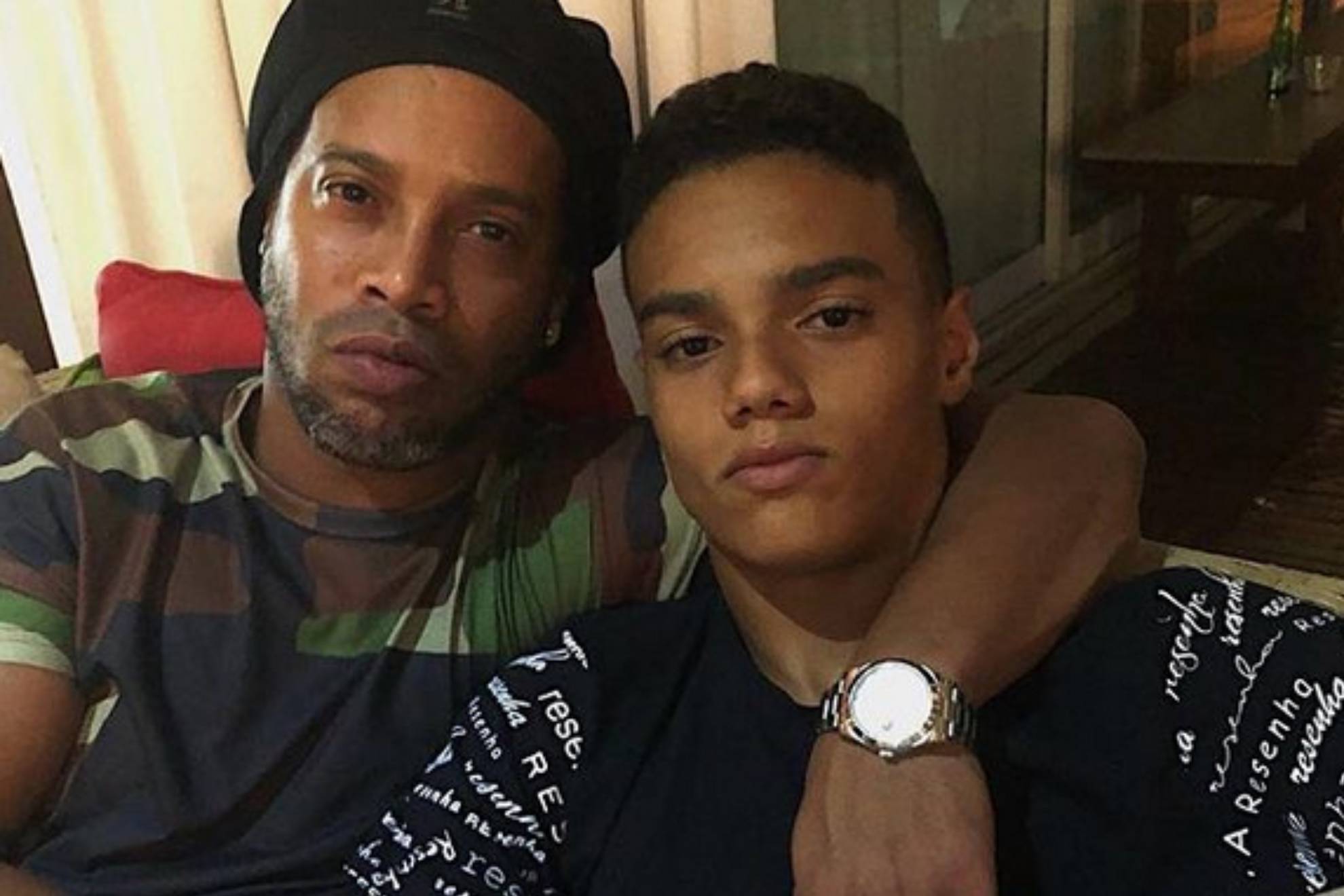 Ronaldinho da por hecho el fichaje de su hijo por el Barcelona
