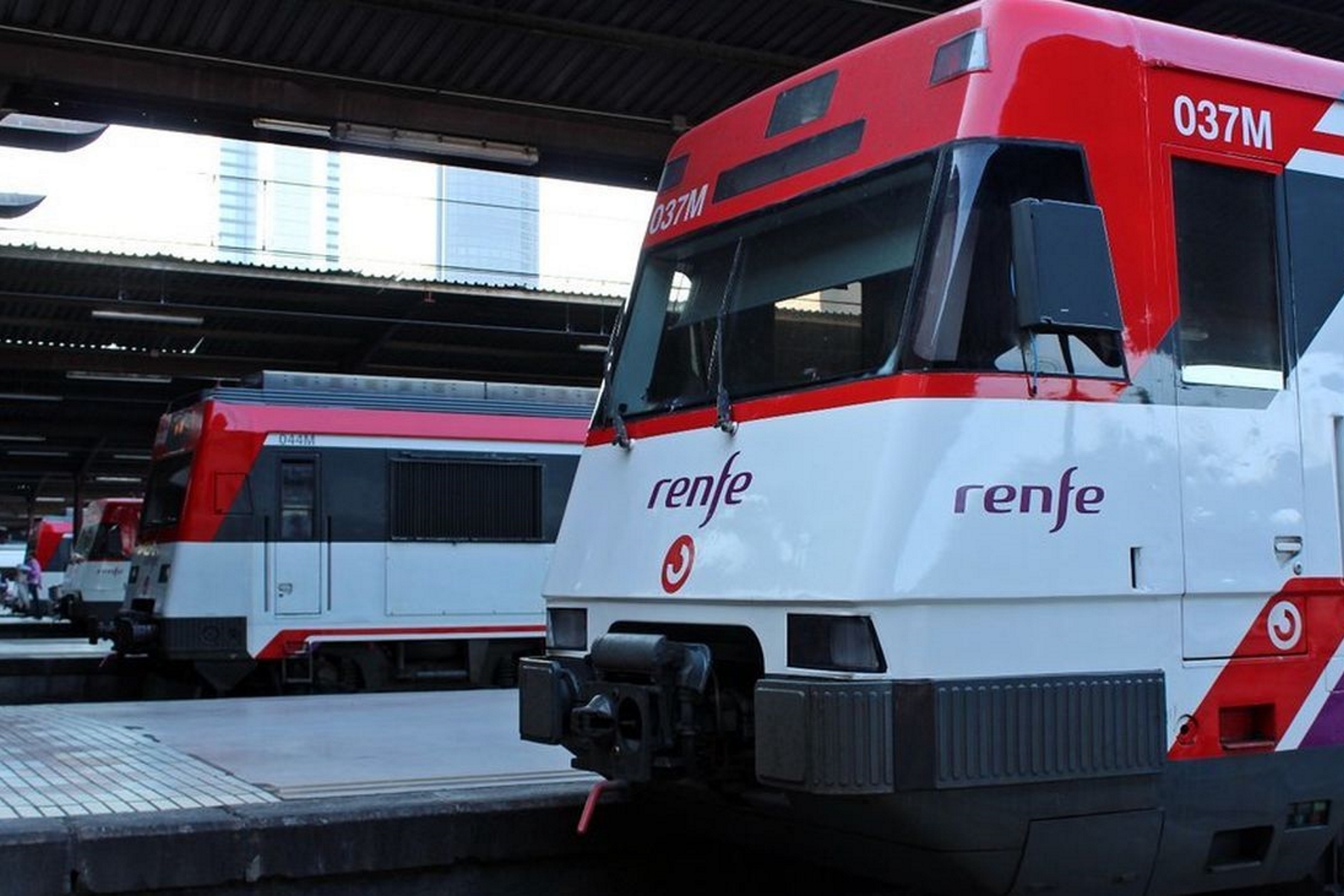 La indignación de los pasajeros de Renfe con el caos de los trenes en Atocha