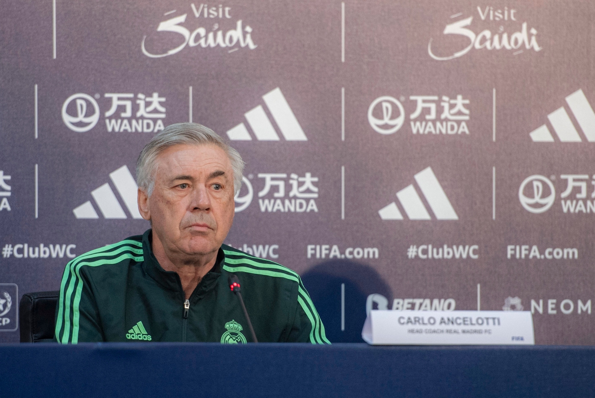 Carlo Ancelotti, en la sala de prensa del estadio Mulay Abdullah/CHEMA REY