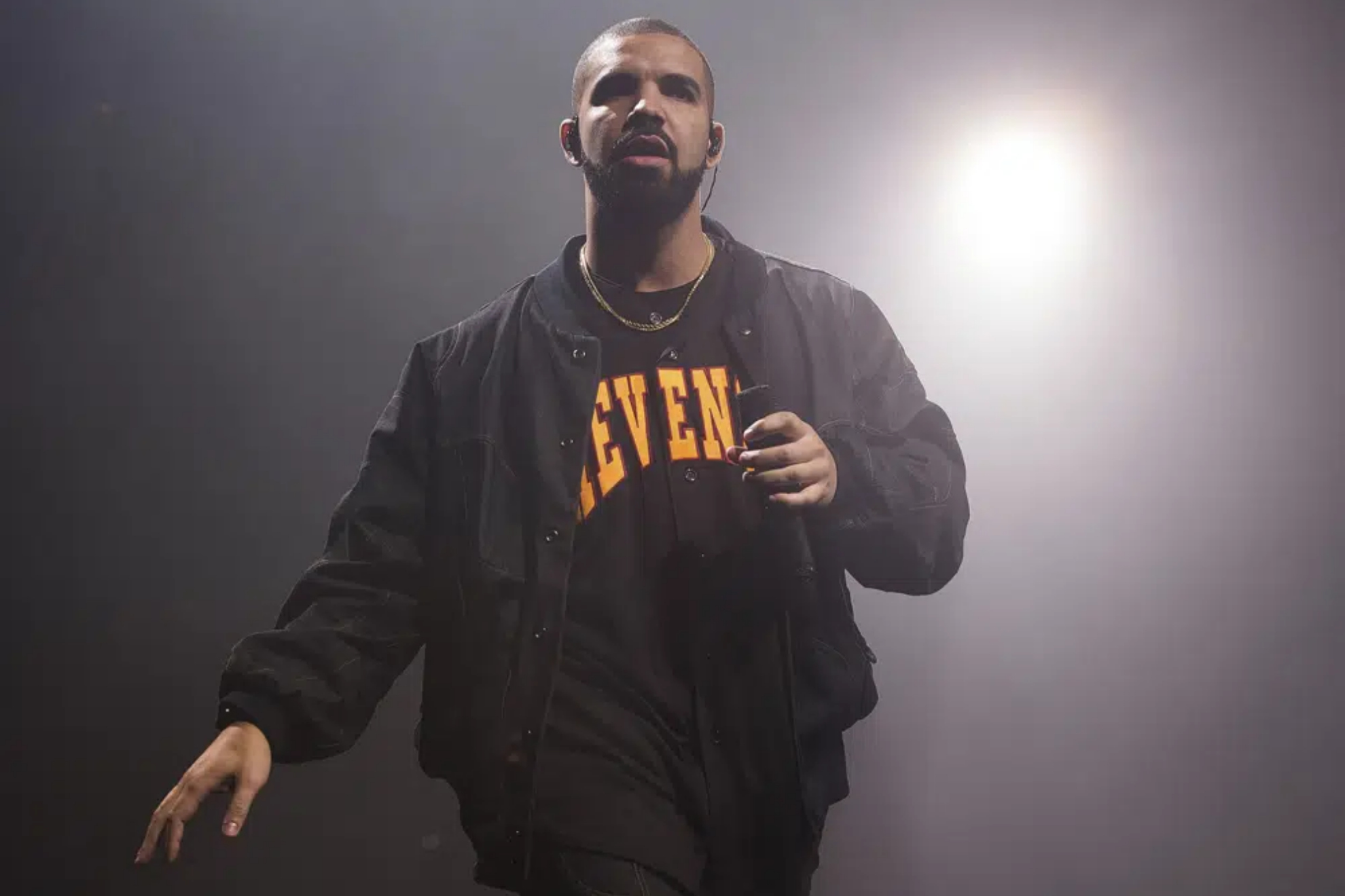 Drake place nearly $1 million dollars in bets for the Super Bowl.