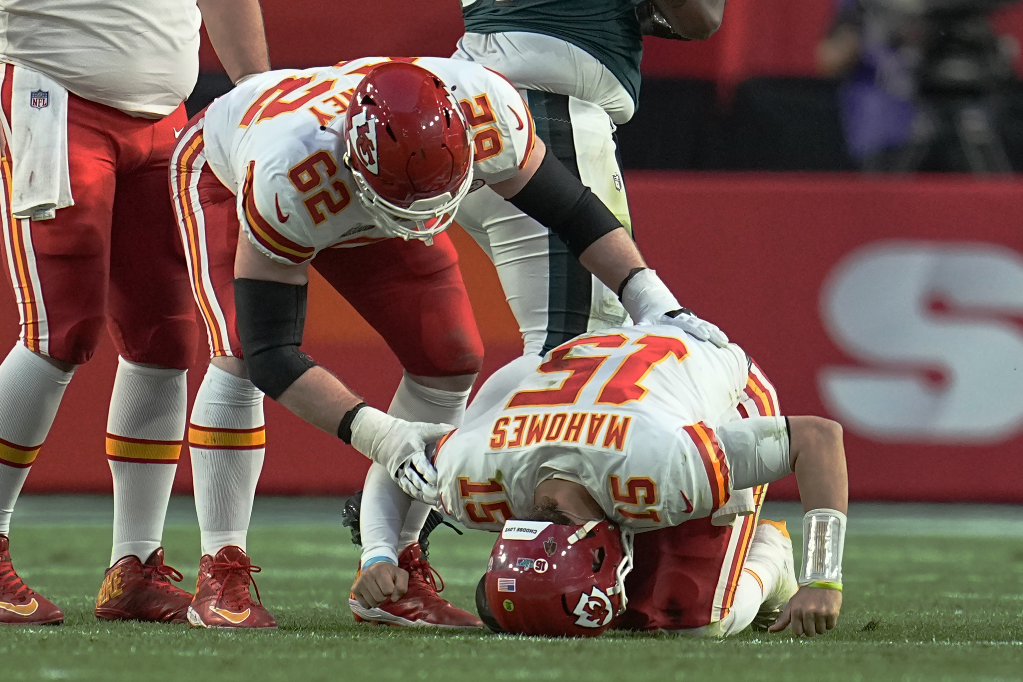 Kansas City Chiefs quarterback Patrick  lt;HIT gt;Mahomes lt;/HIT gt; (15) reacts after getting hurt during the first half of the NFL Super Bowl 57 football game between the Kansas City Chiefs and the Philadelphia Eagles, Sunday, Feb. 12, 2023, in Glendale, Ariz. (AP Photo/Abbie Parr)