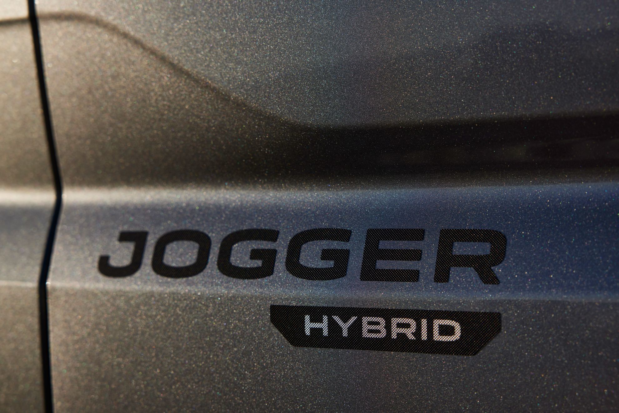 El Jogger Hybrid ofrece 140 caballos de potencia combinando el 1.6 gasolina y el motor elctrico.
