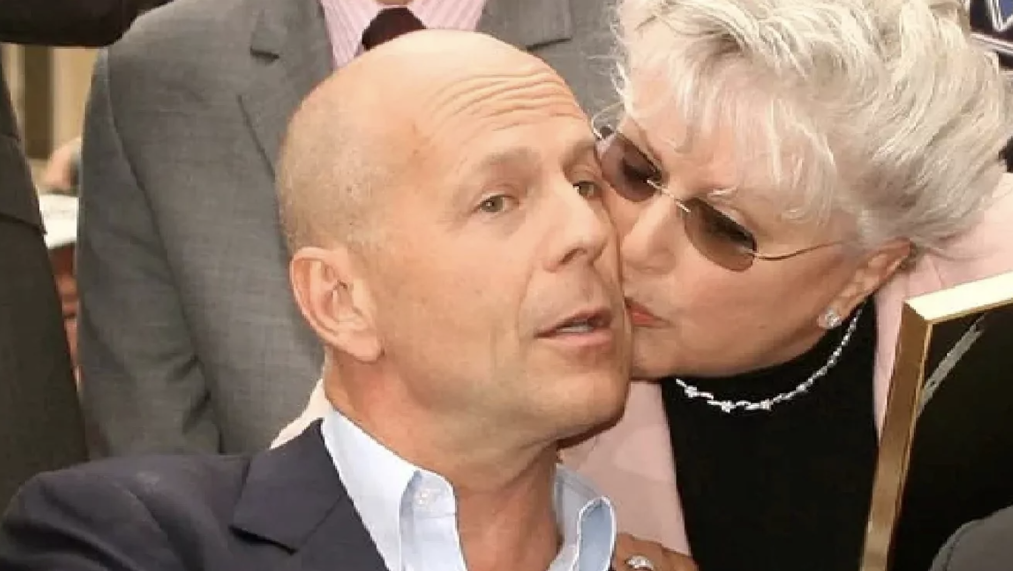Bruce Willis mom fears actor wont recognize her due to his dementia