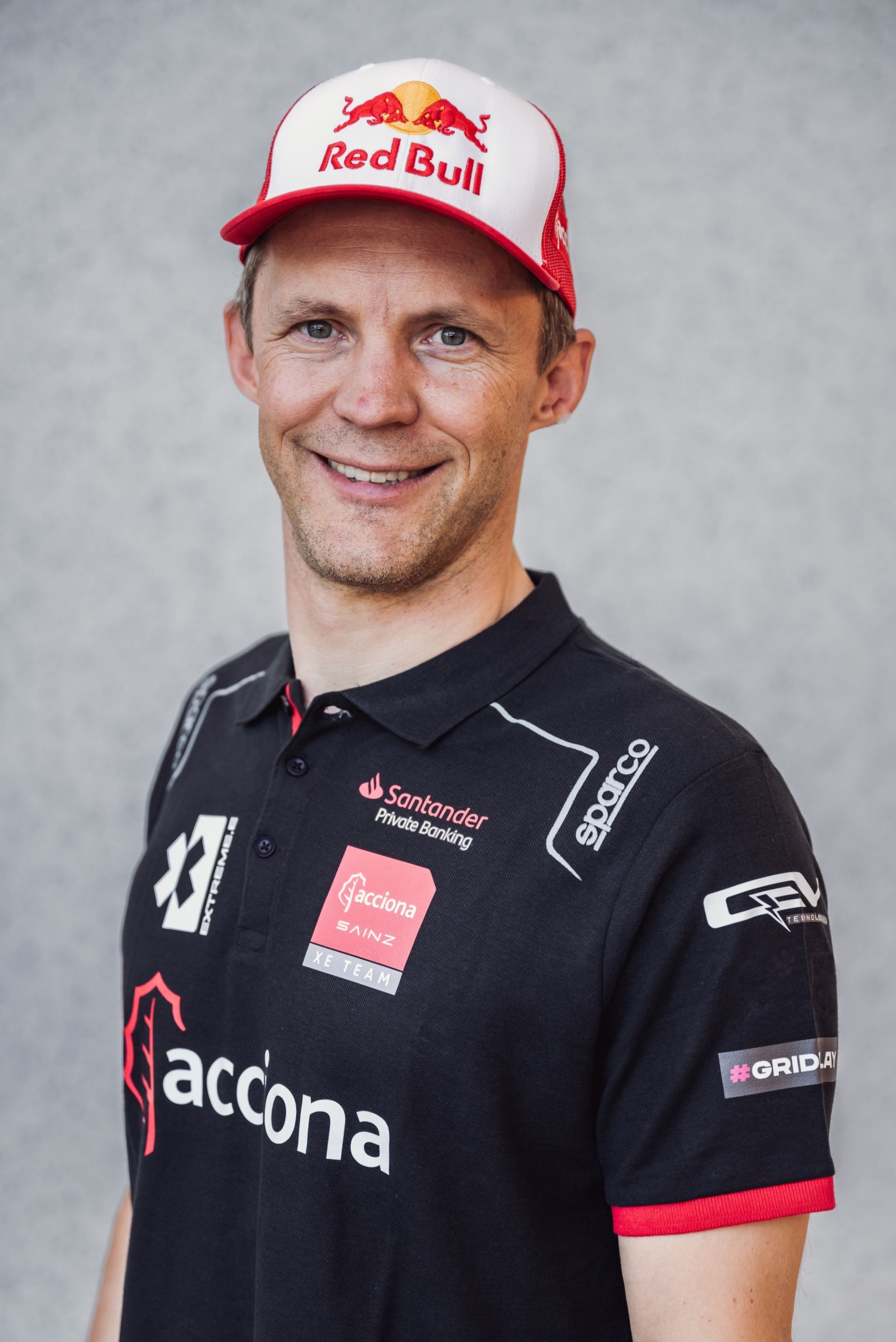 Mattias Ekstrm ser el sustituto de Sainz en el equipo Acciona.