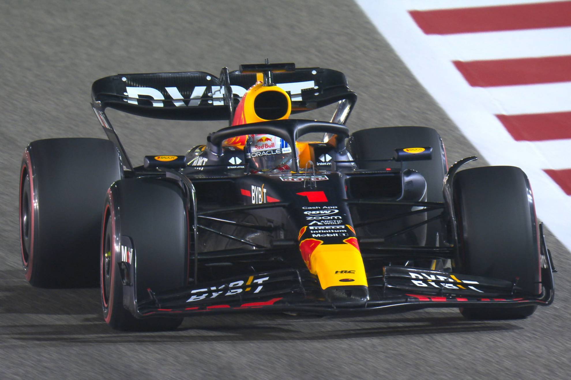 Verstappen saldrá en la pole en el GP de Bahréin 2023.