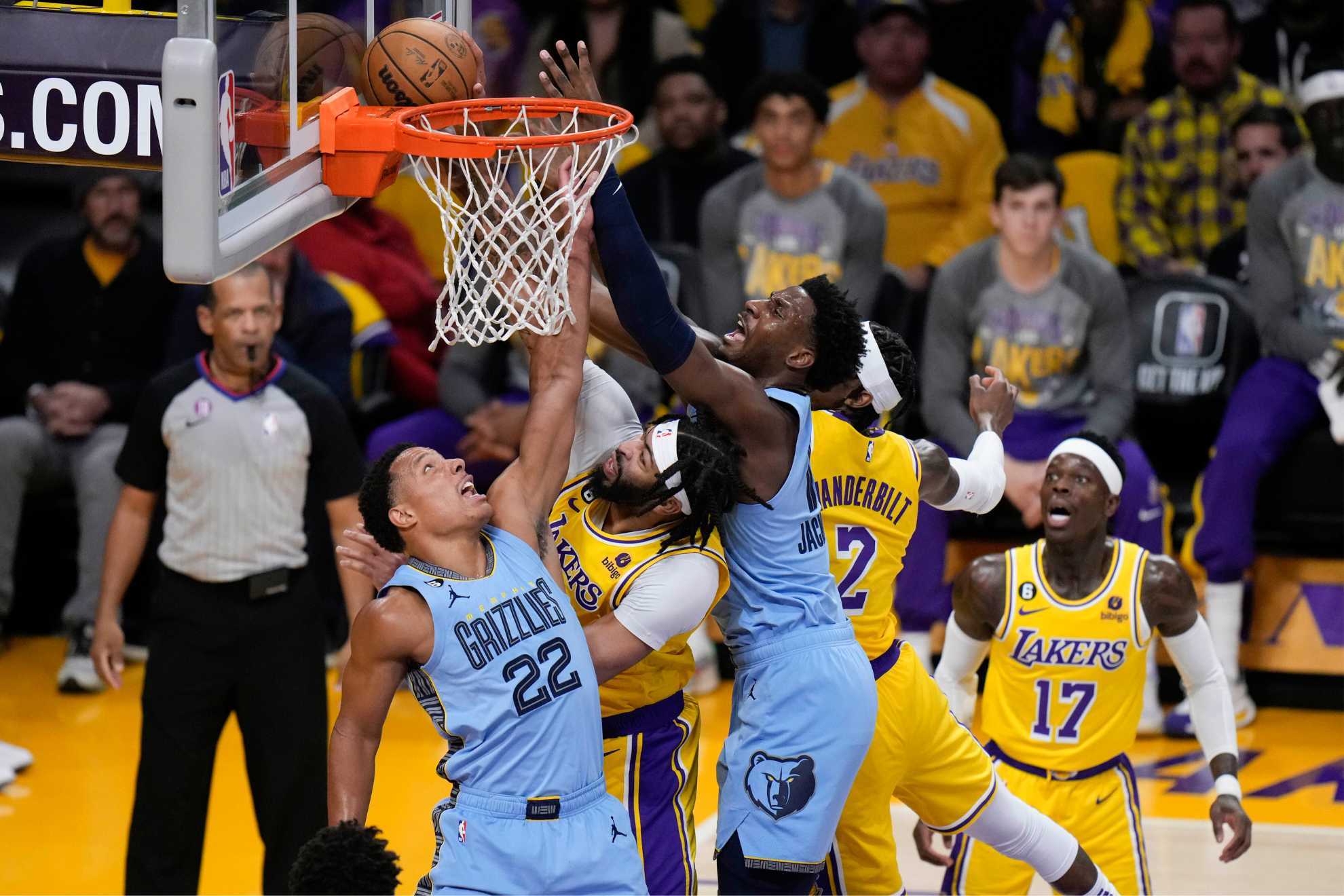NBA Grizzlies Lakers live updates Final score, stats and highlights