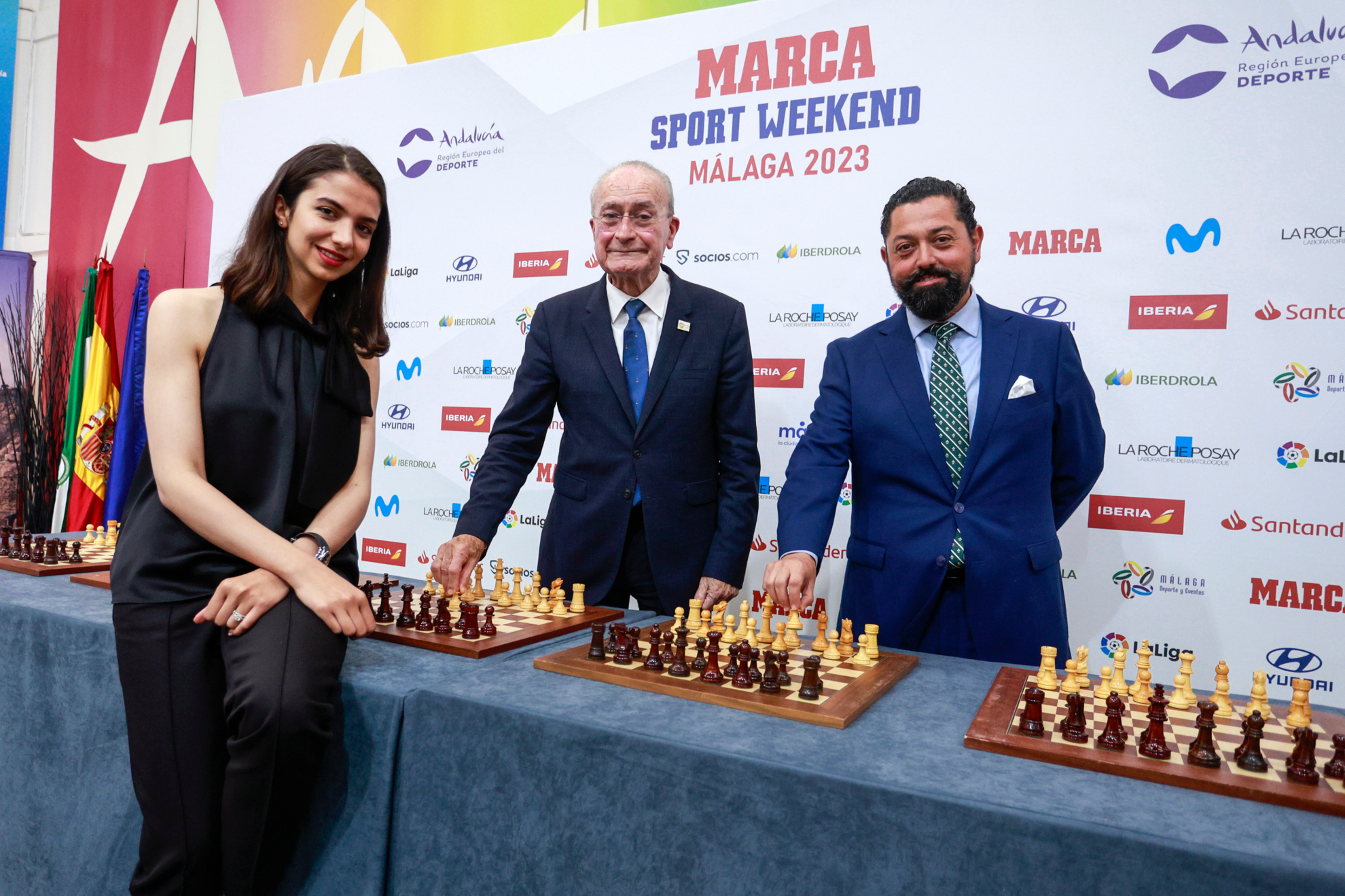 Sara Khadem, Francisco de la Torre y José María Arrabal, en la presentación del Marca Sport Weekend.