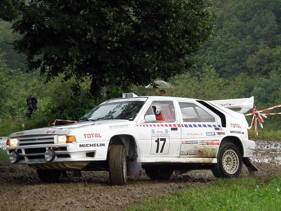 El BX, en la temporada 1986 del Mundial de Rallyes.
