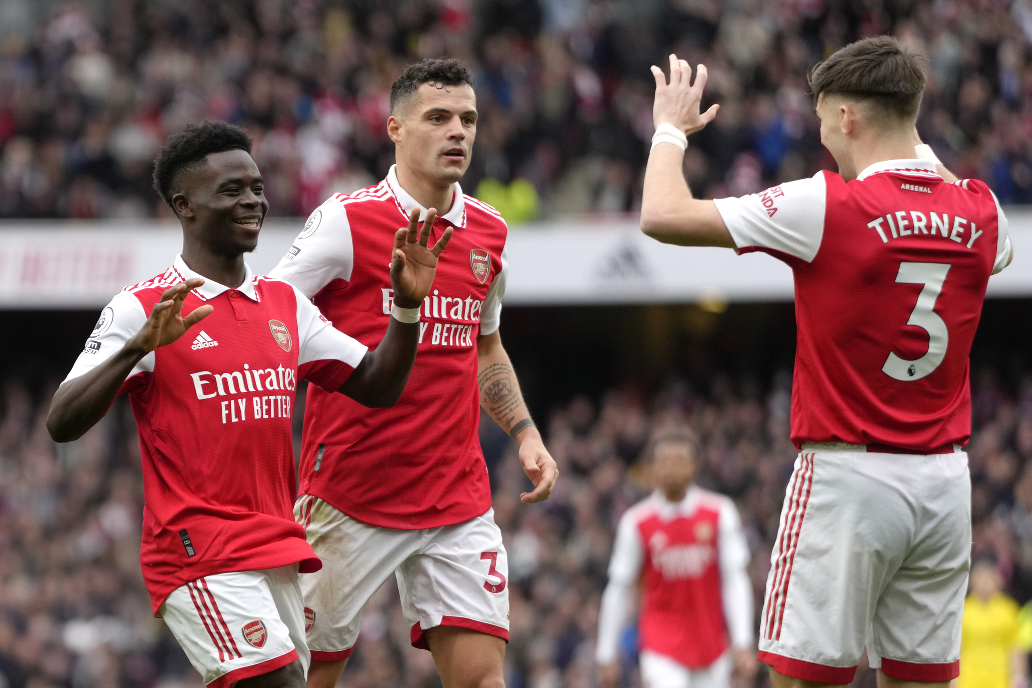 Los jugadores del Arsenal celebran el 4-1.