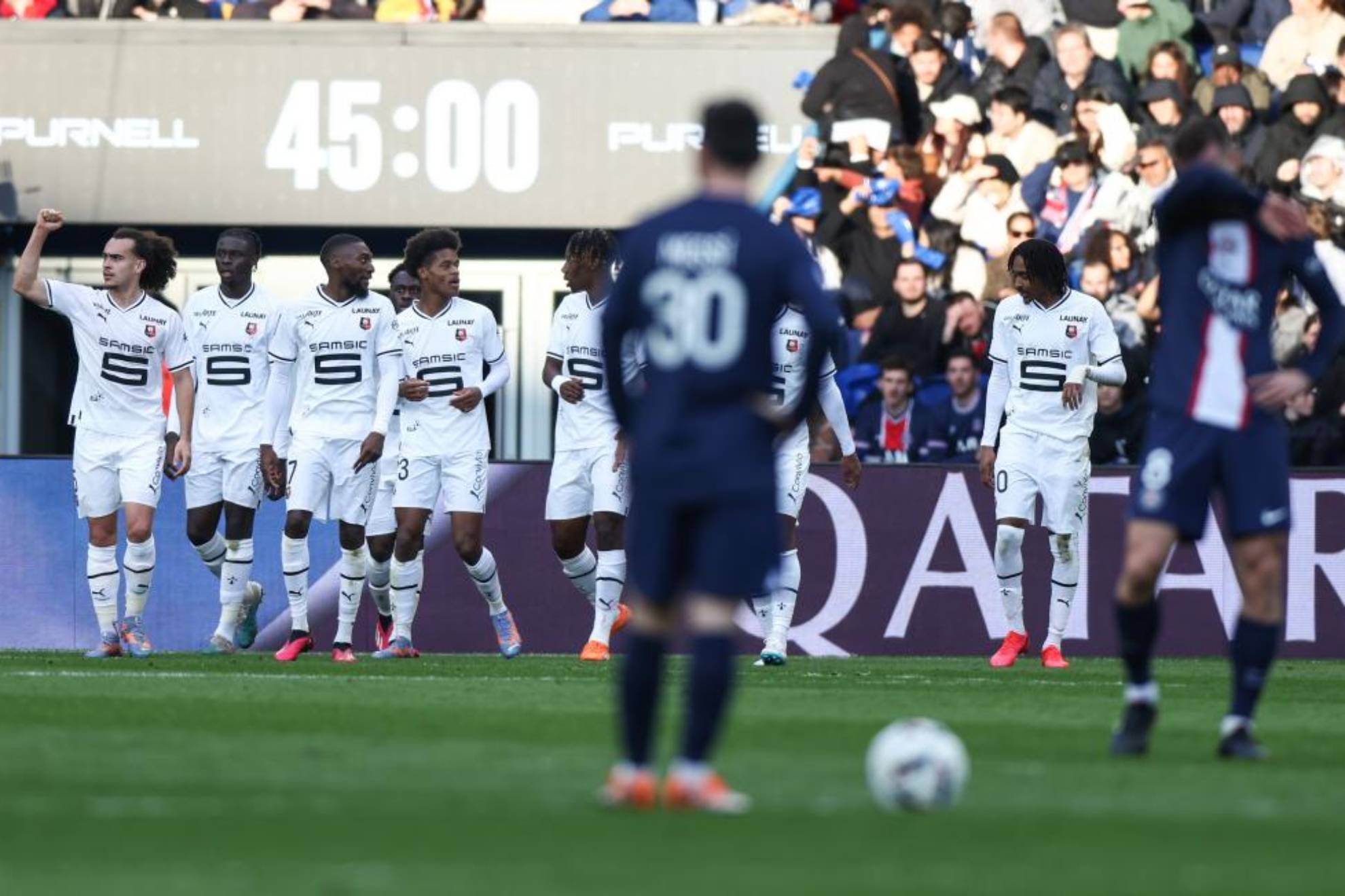 El PSG es un drama: hecatombe de Mbappé y Messi ante el Rennes