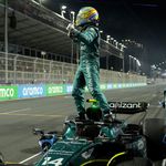 El podio 100 de Alonso: el error de Fernando, la injusticia de la FIA, el abrazo al jefe de mecánicos...