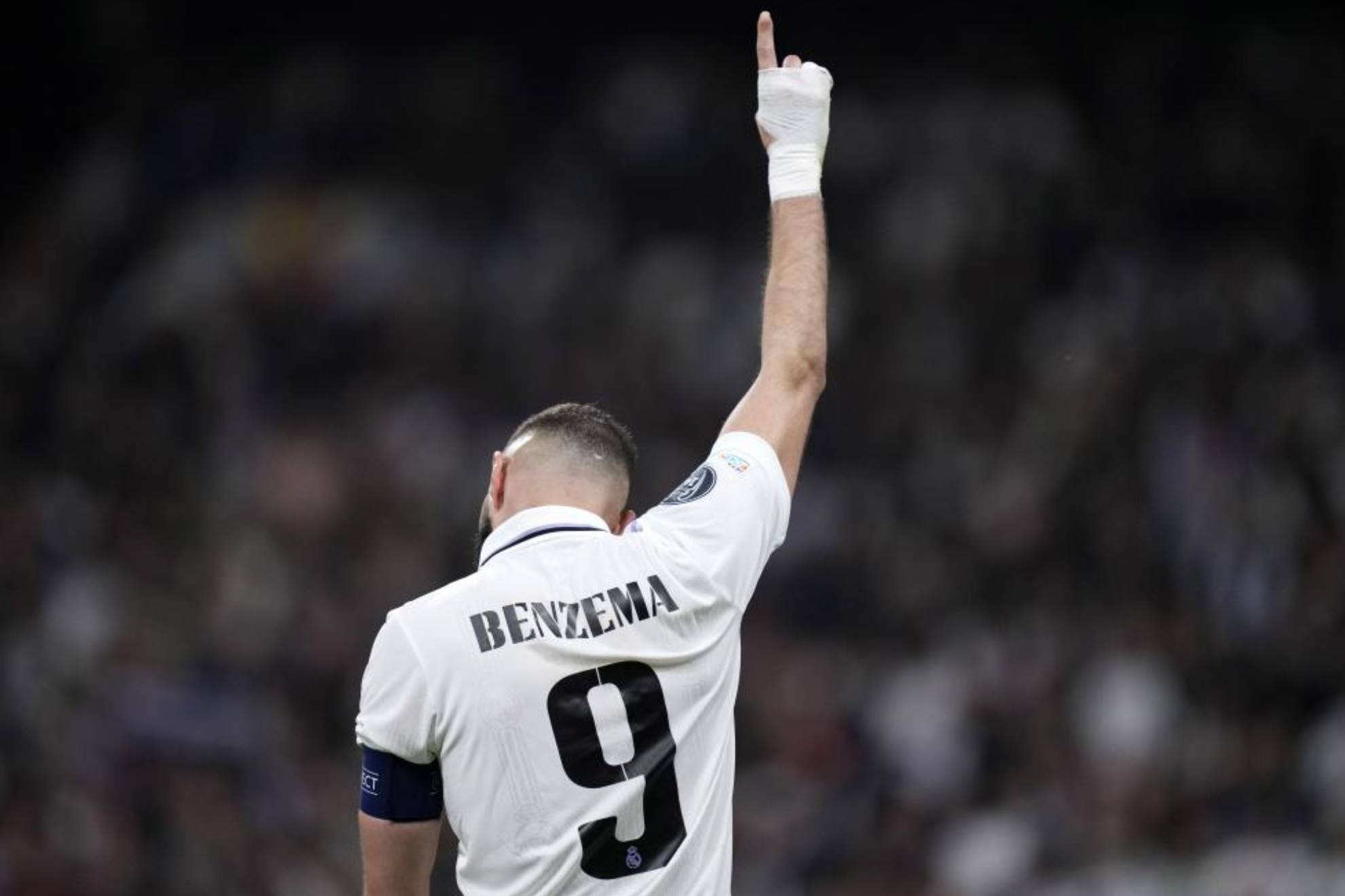 Benzema celebra su �ltimo gol de Champions al Liverpool.