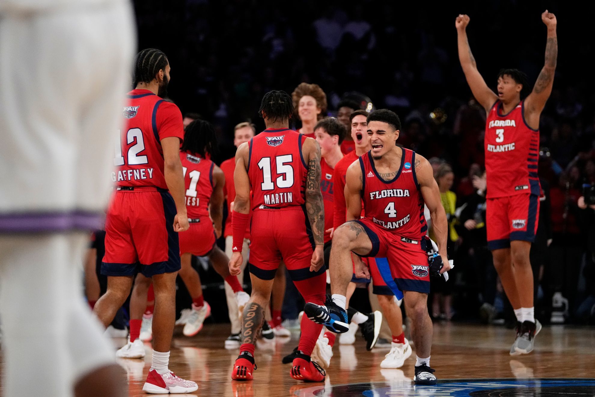 FAU holds off Nowell and K-State to reach first Final Four