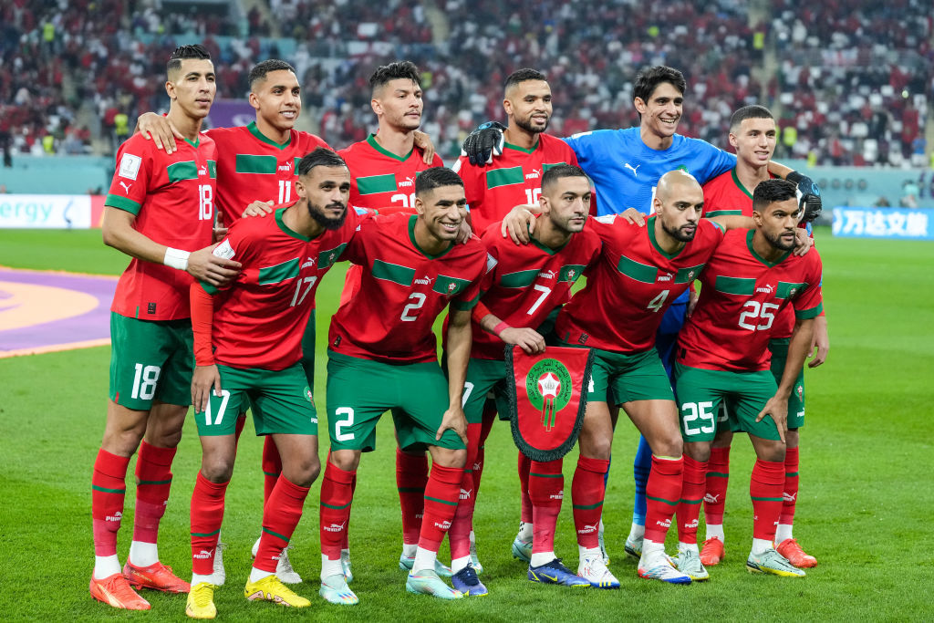 Los jugadores de Marruecos posan en un partido de Qatar 2022.