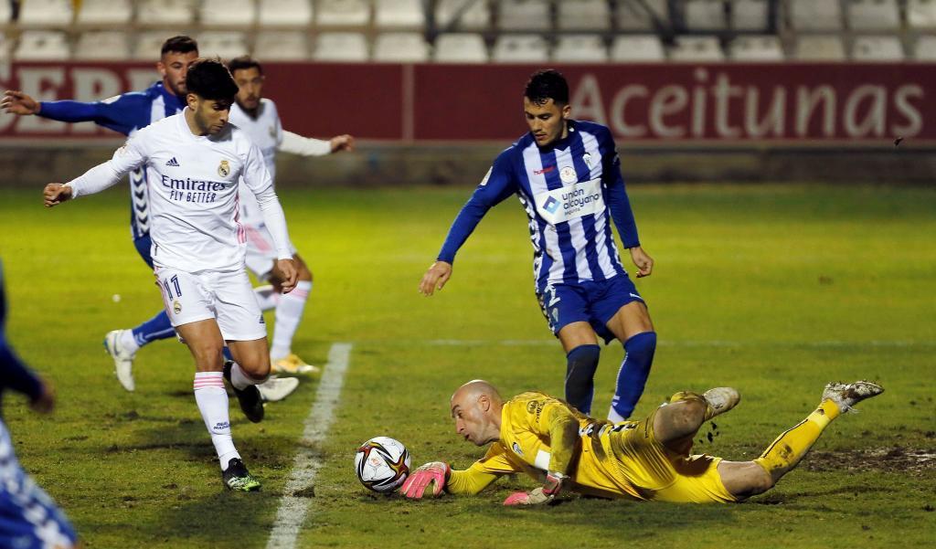 José Juan en el duelo de Copa del Rey entre CD Alcoyano y Real Madrid