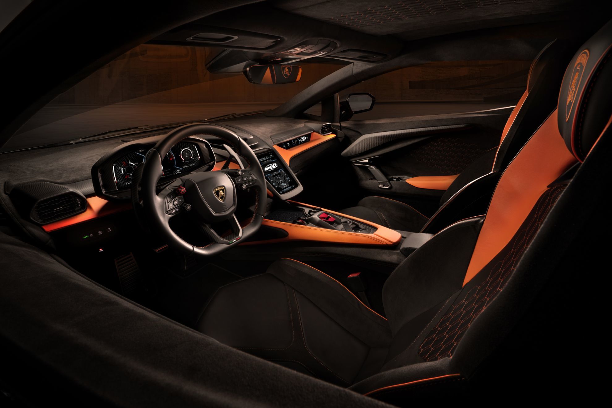 El interior es incluso más espectacular que el de los demás Lamborghini.