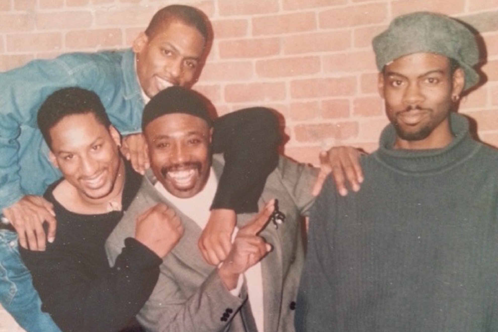 A rare '1990s image of Chris Rock, Tony Rock and the rest of their siblings.