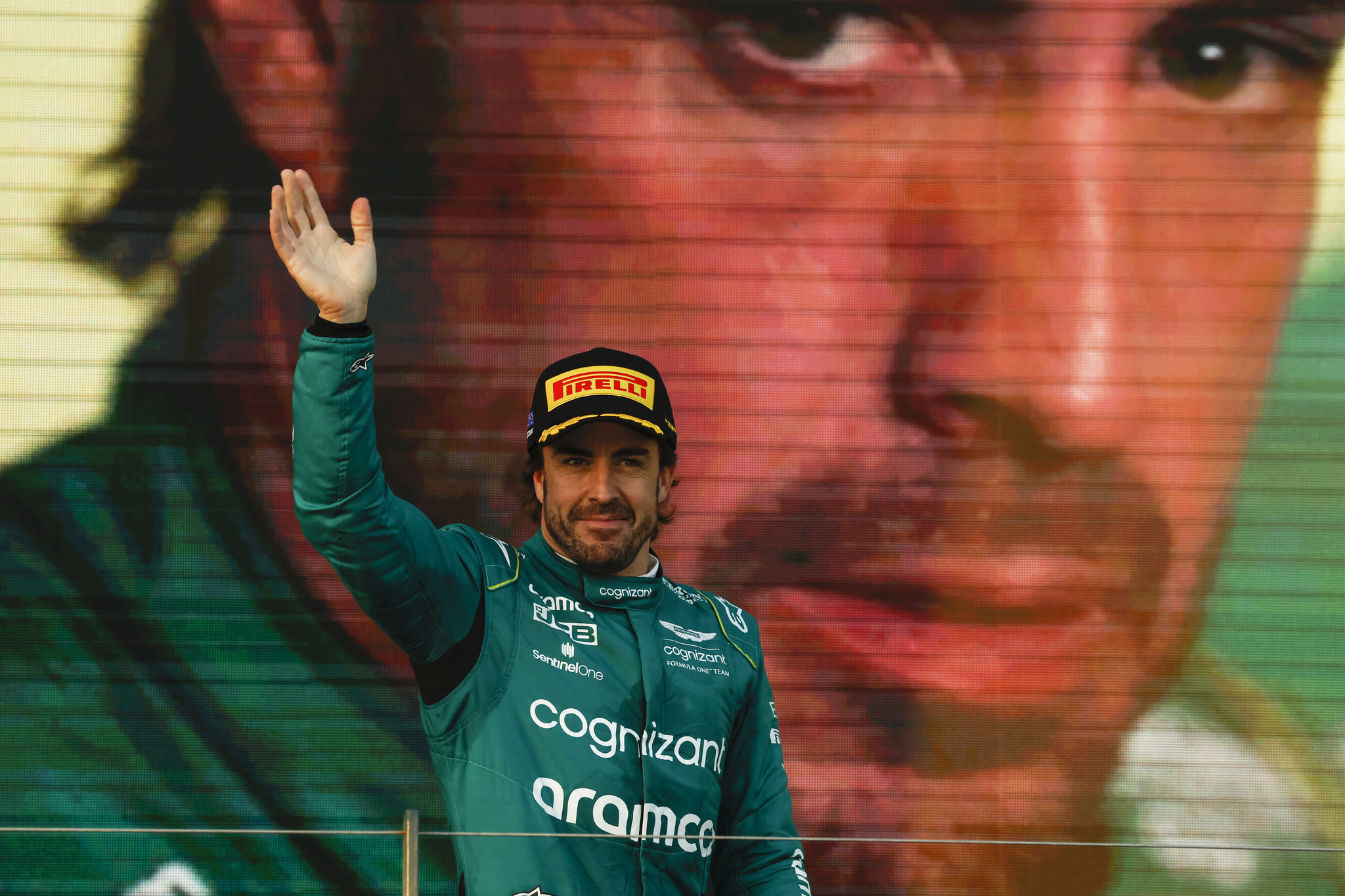 Fernando Alonso, celebrando el podio el pasado domingo en Australia.