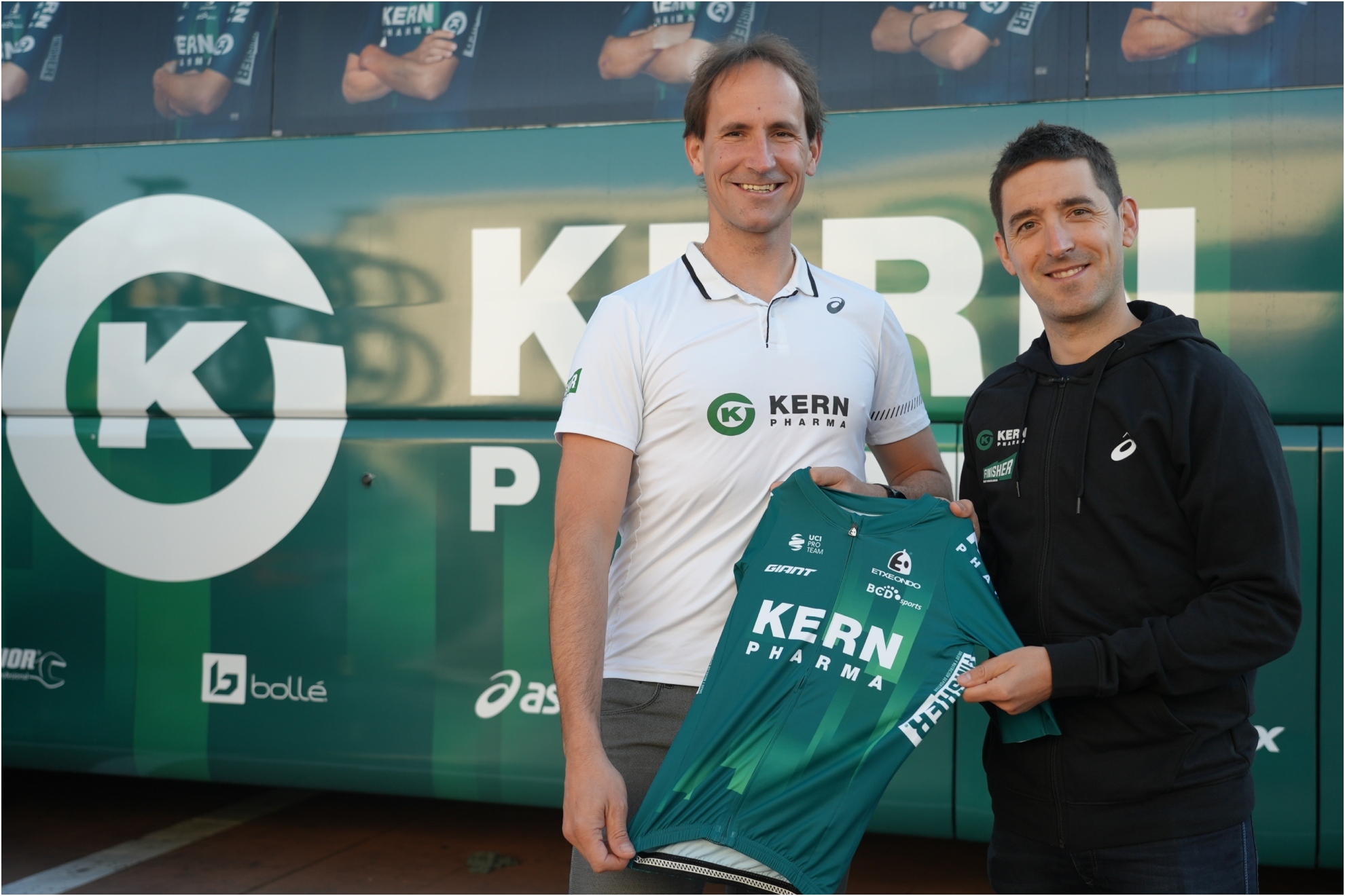 Mikel Nieve vuelve al ciclismo de la mano del Kern Pharma