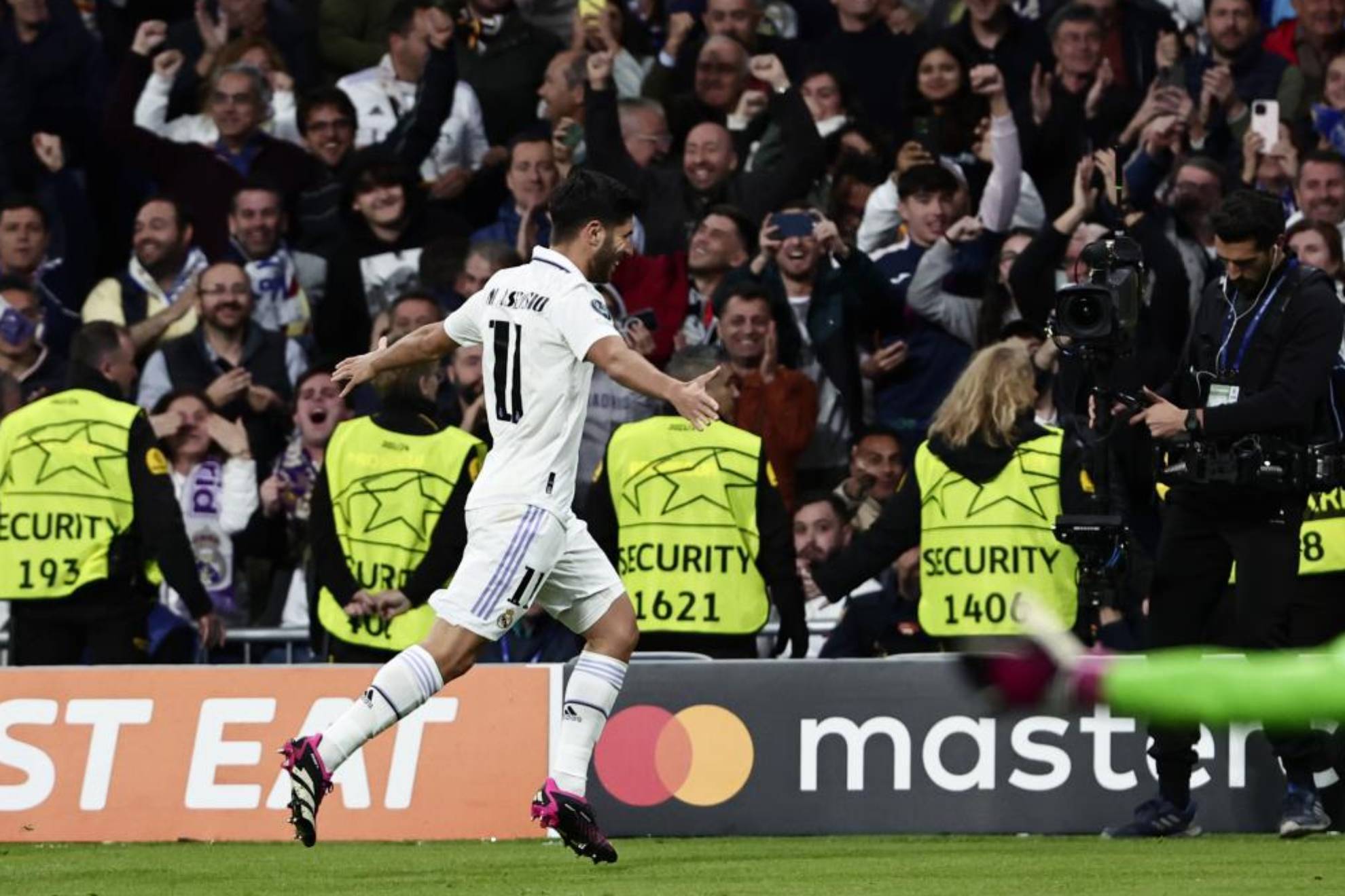 Asensio celebra su gol ante el Chelsea