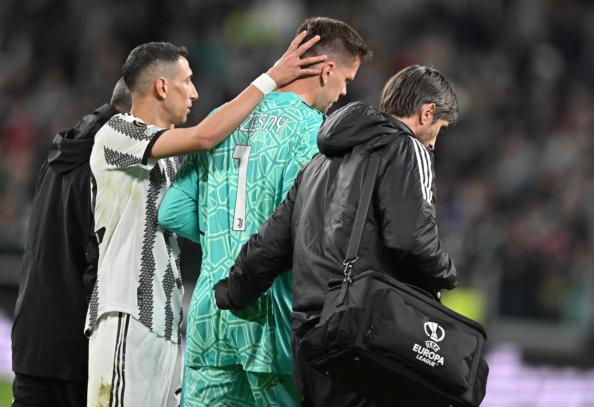 Juventus' Woiciech Szczesny leaves the pitch