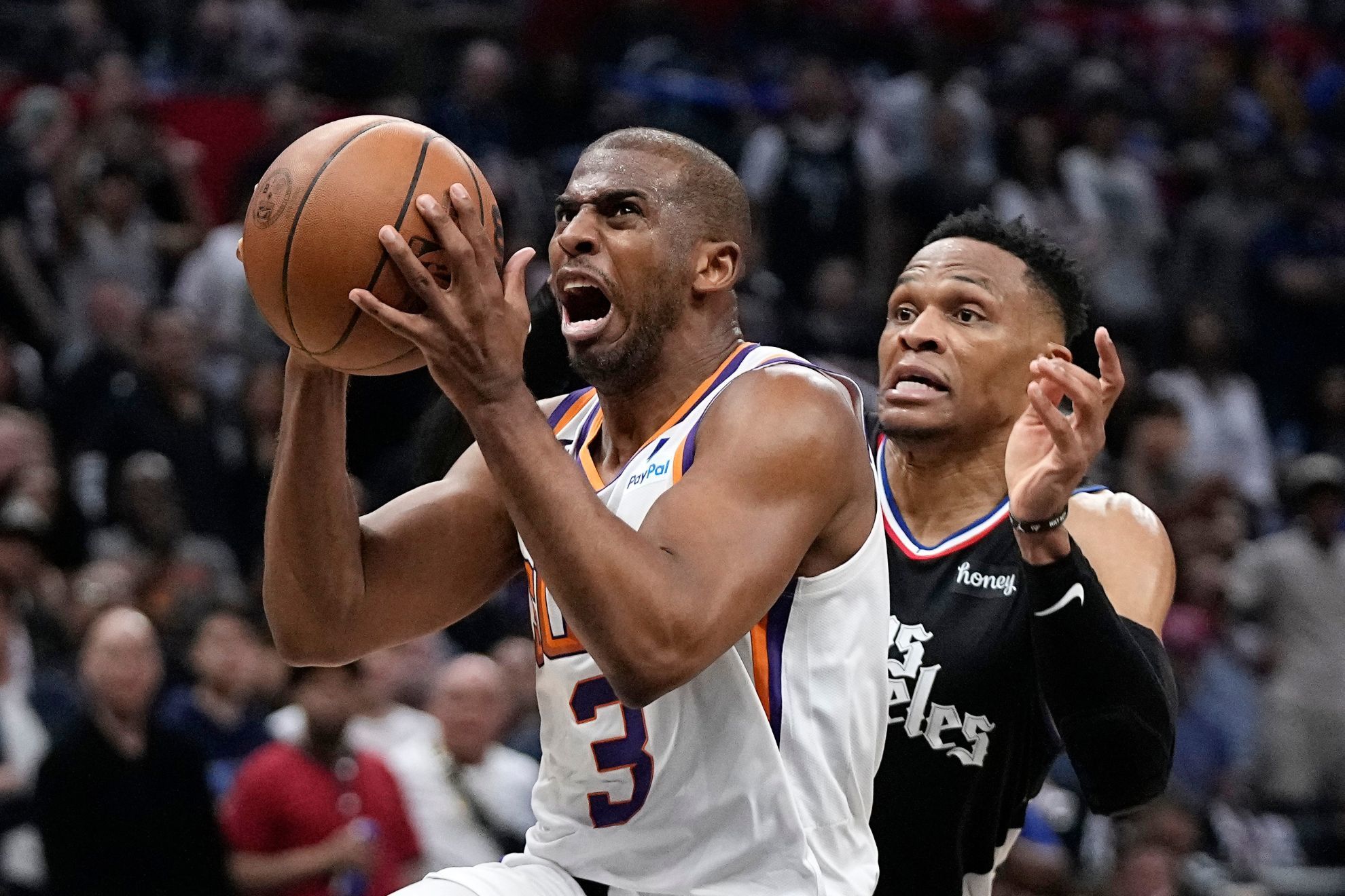 Russell Westbrook's 37 points not enough for Clippers to tie series vs. Suns