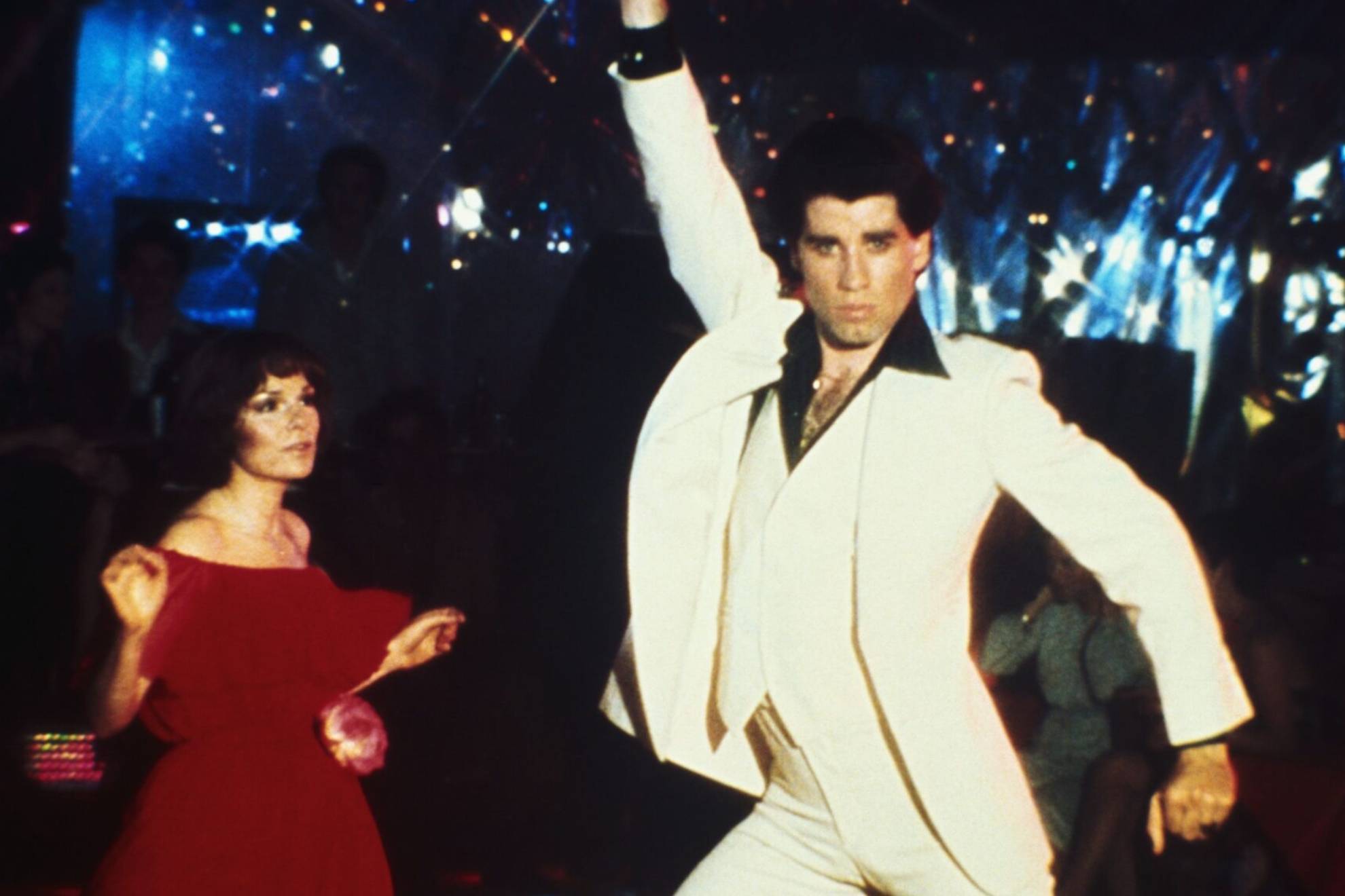 Subastan por 260.000 dólares el traje de John Travolta en 'Fiebre del sábado noche'