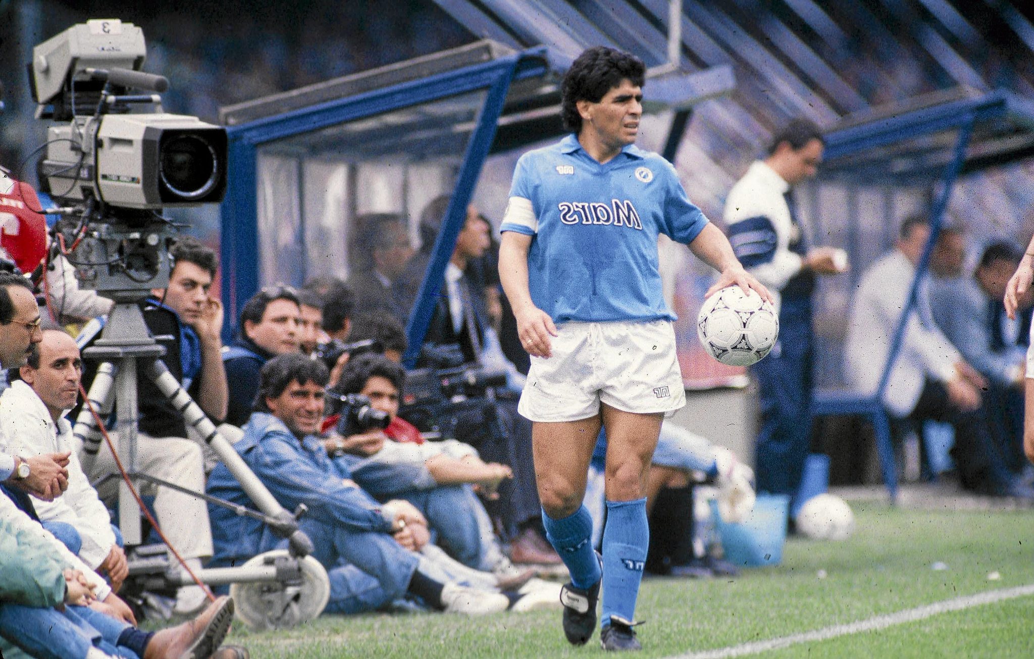 Maradona, in un match con la N